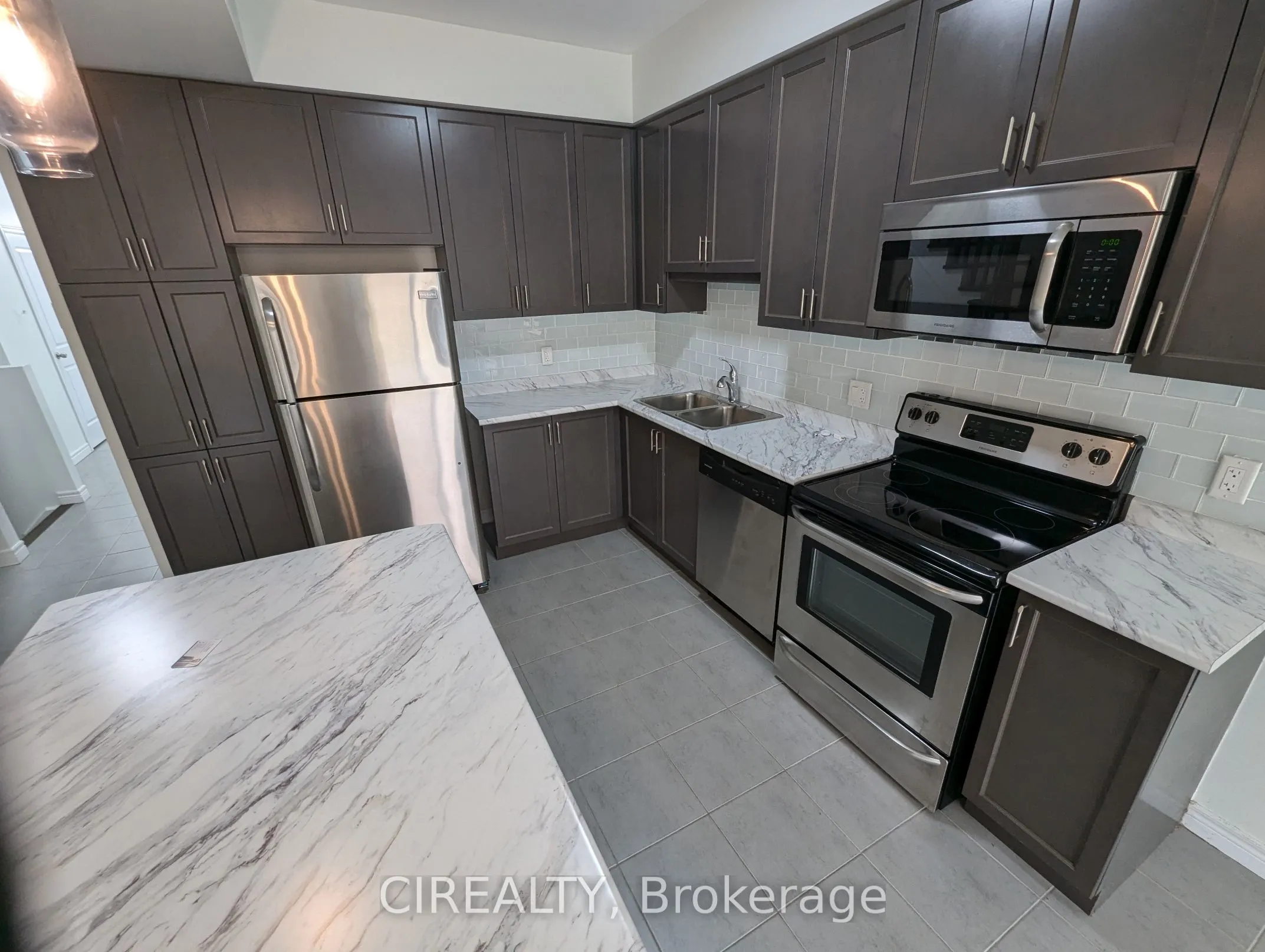 34 Kingsborough Drive