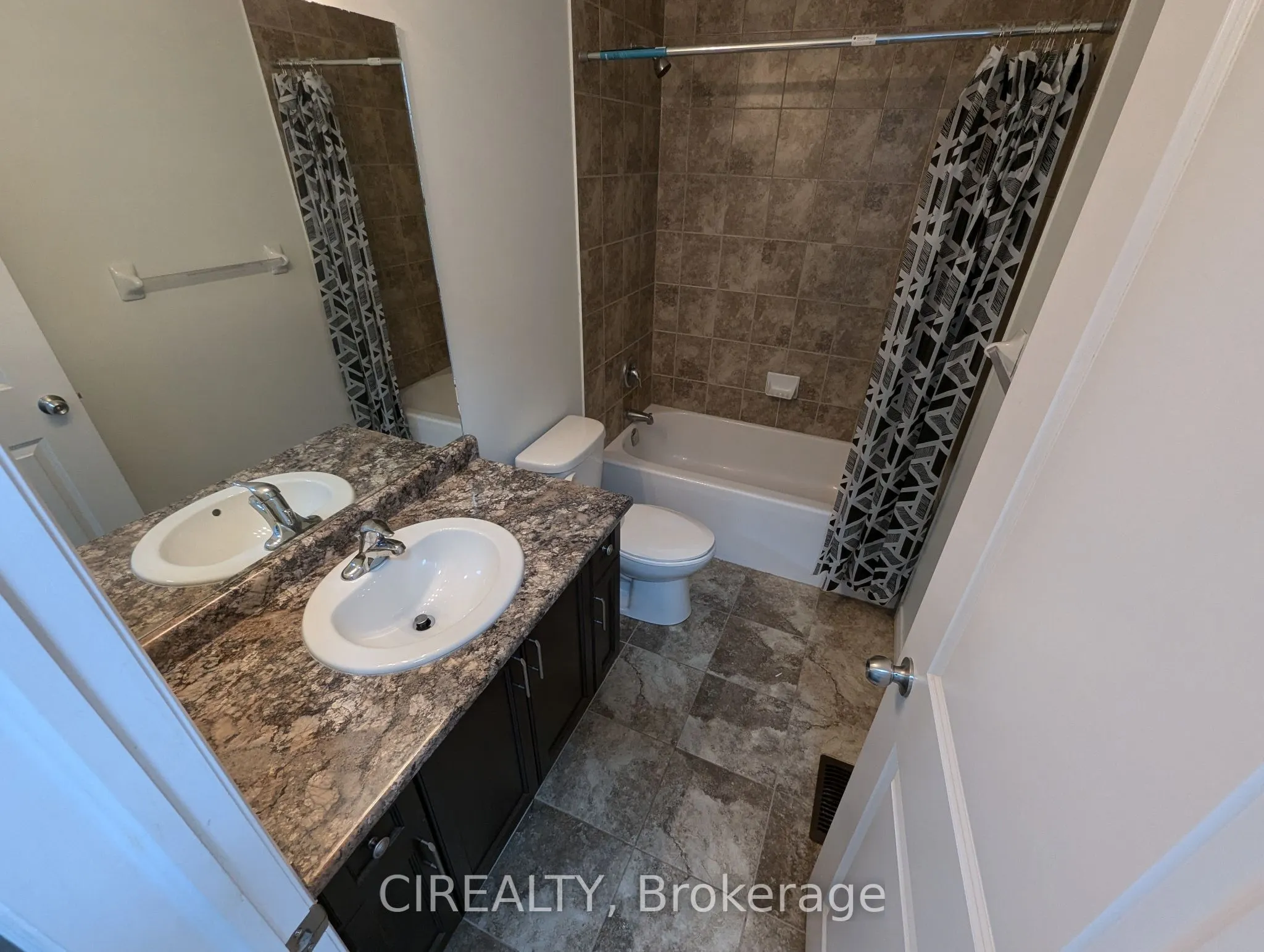34 Kingsborough Drive