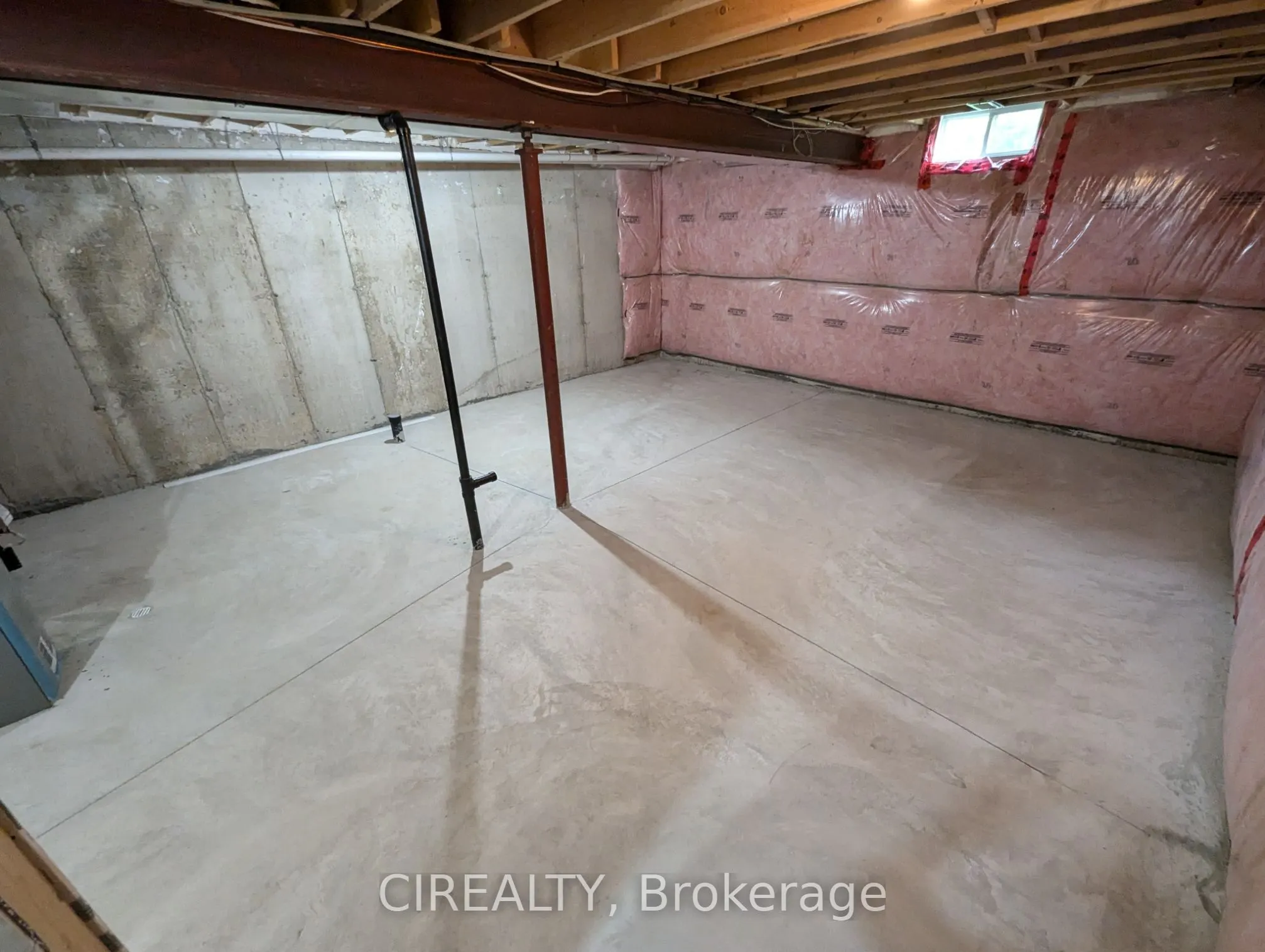34 Kingsborough Drive