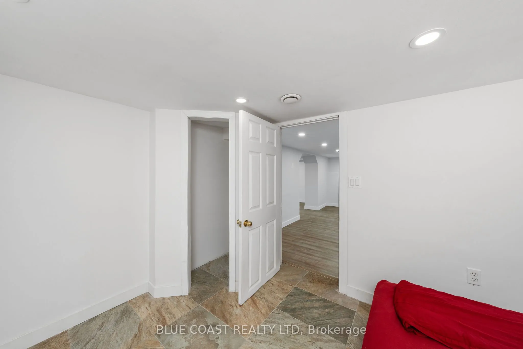 156 Queen Street