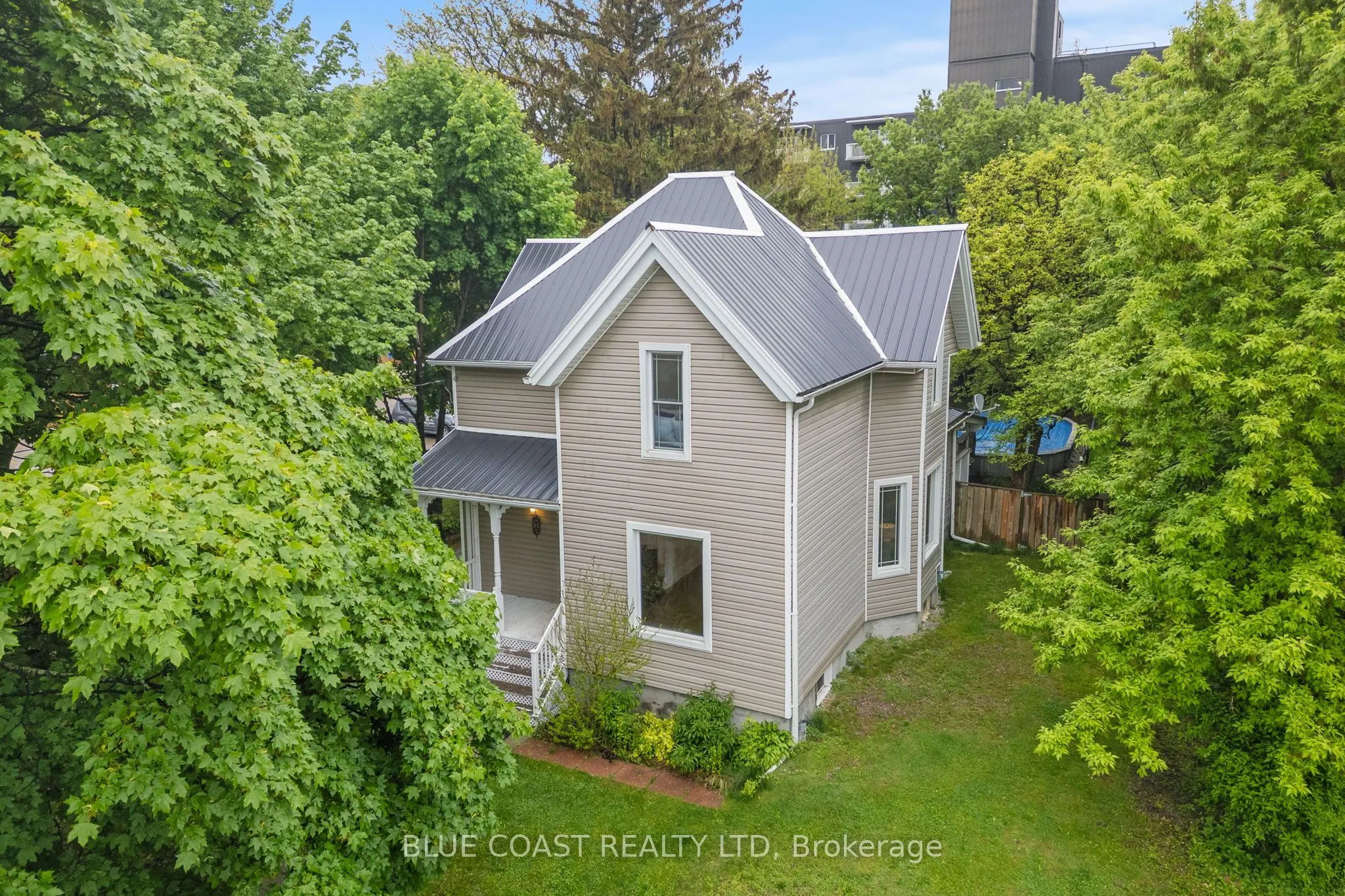 156 Queen Street