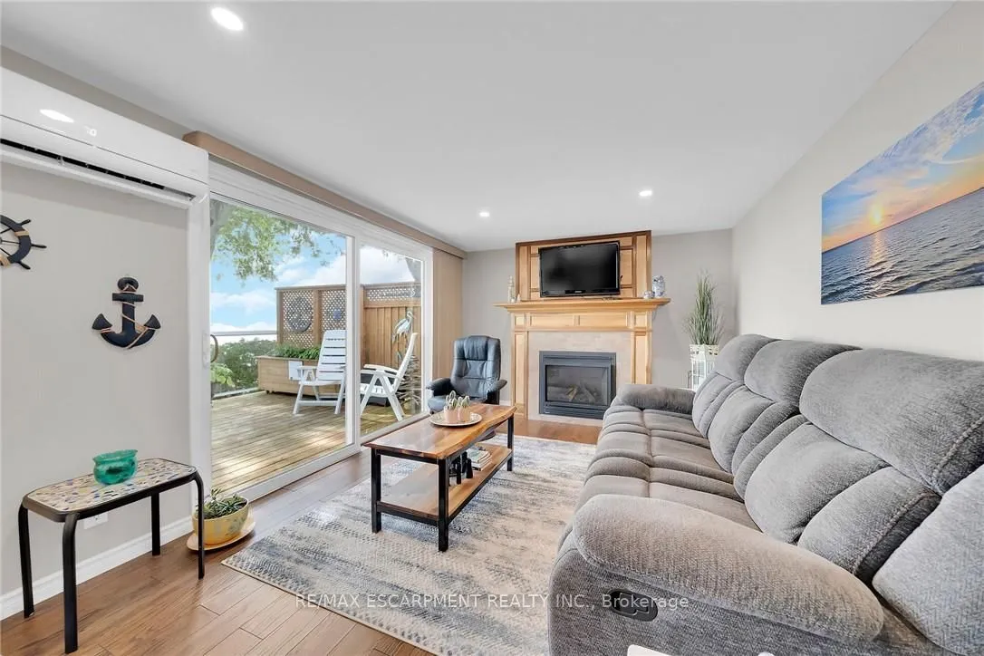 42 Erieview Lane
