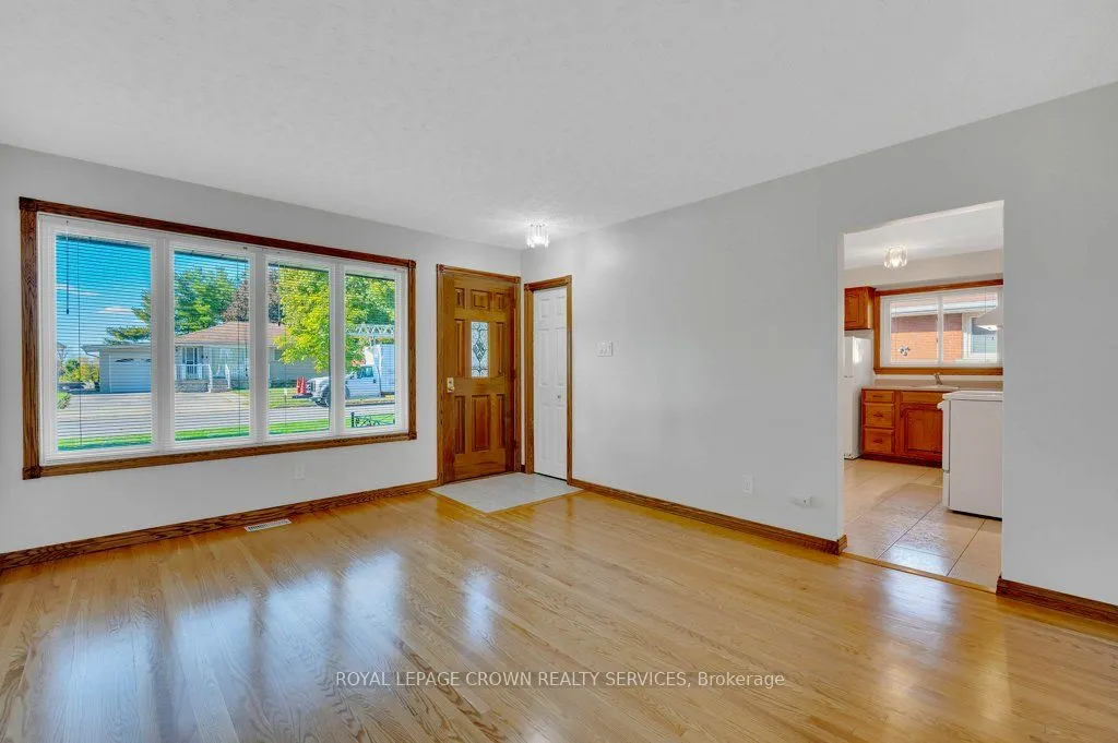 43 Lauris Avenue