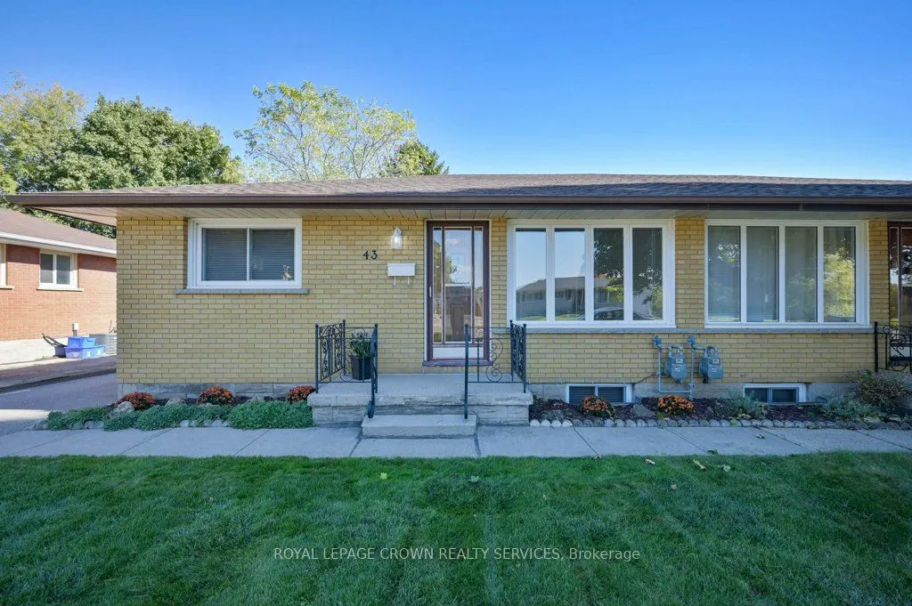 43 Lauris Avenue