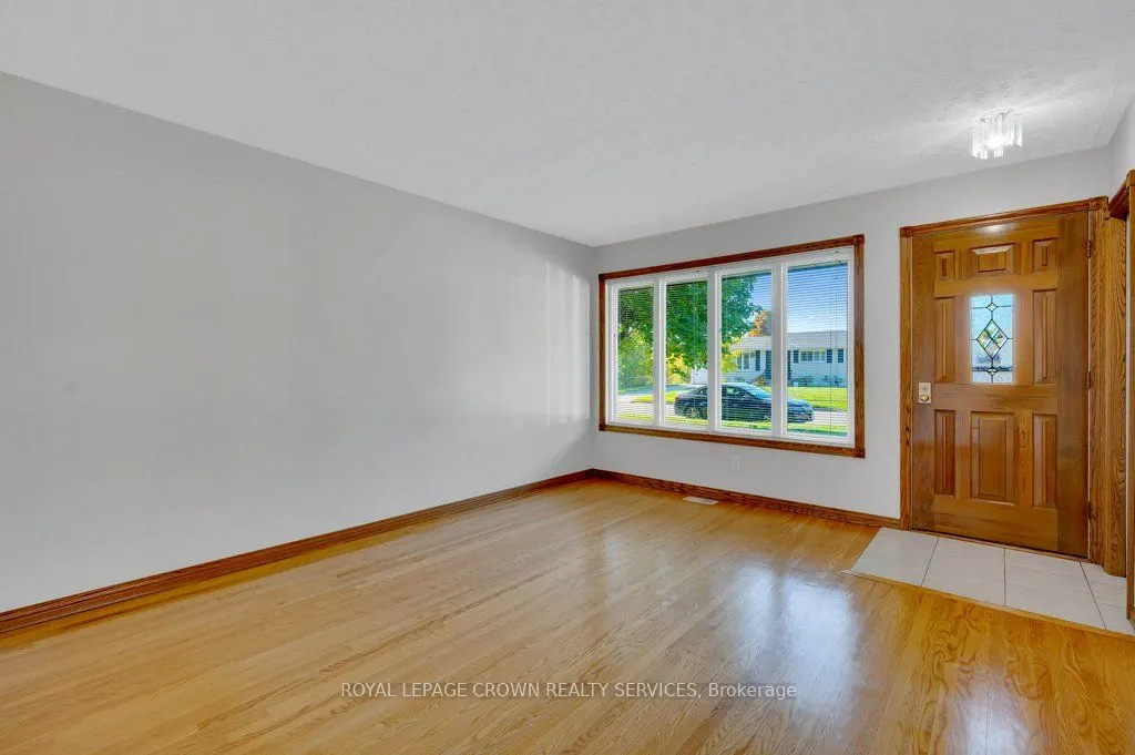 43 Lauris Avenue