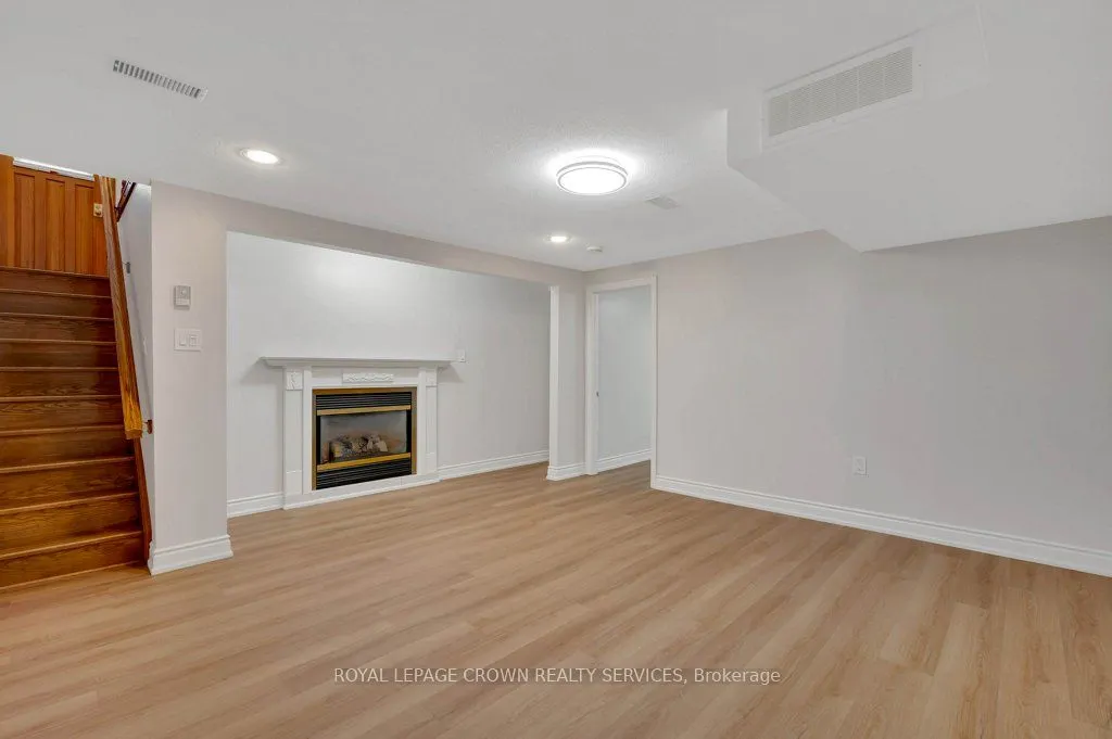 43 Lauris Avenue