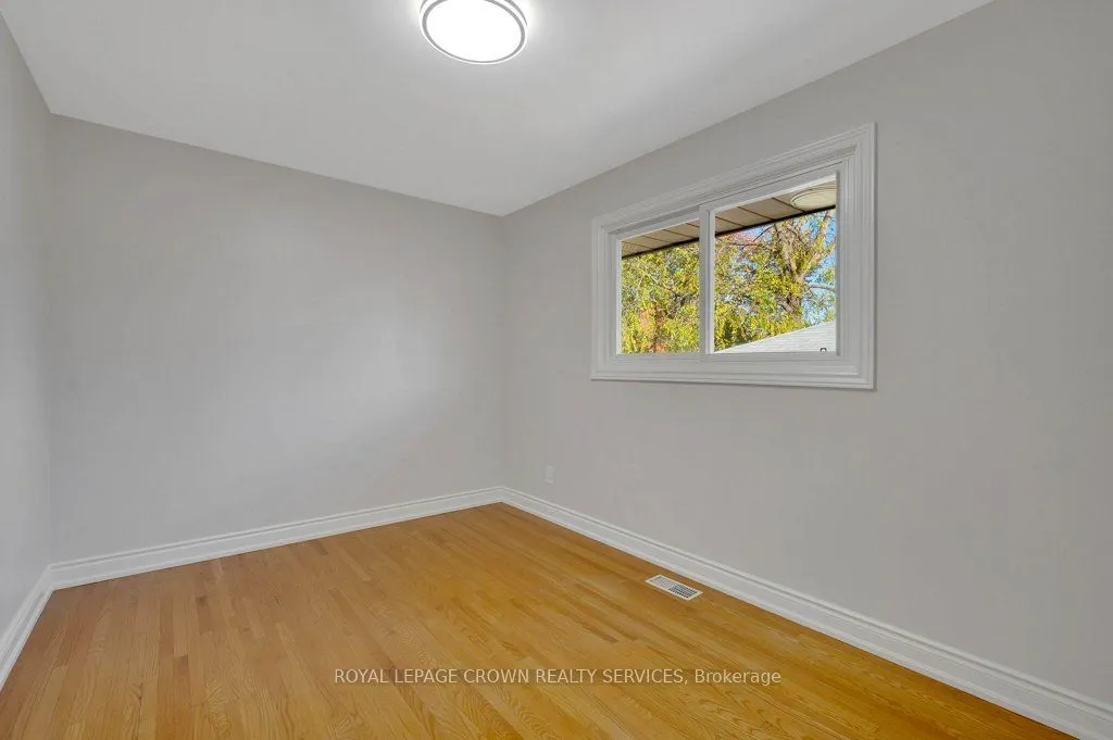 43 Lauris Avenue