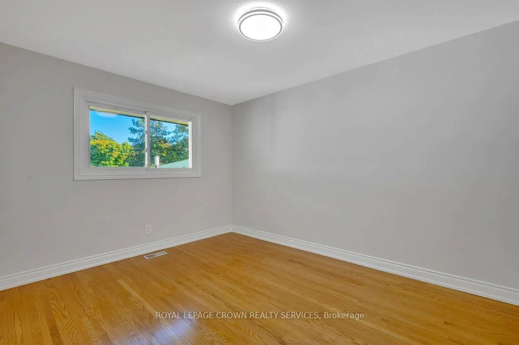 43 Lauris Avenue