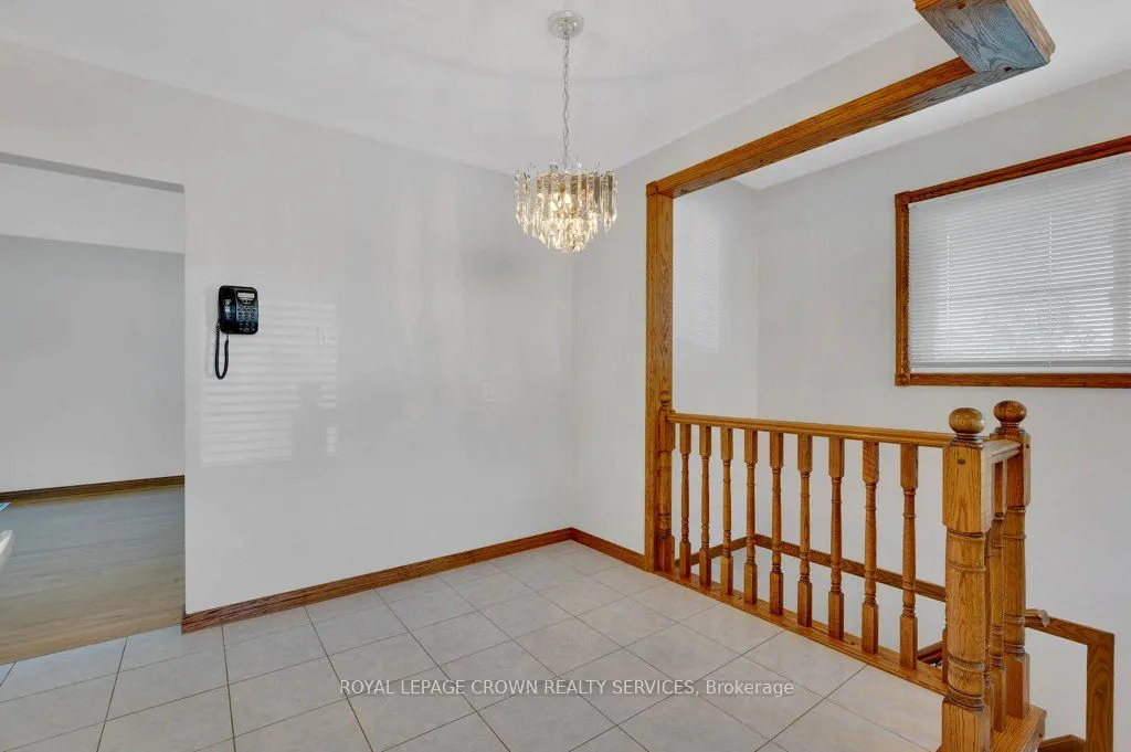 43 Lauris Avenue