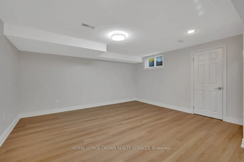 43 Lauris Avenue
