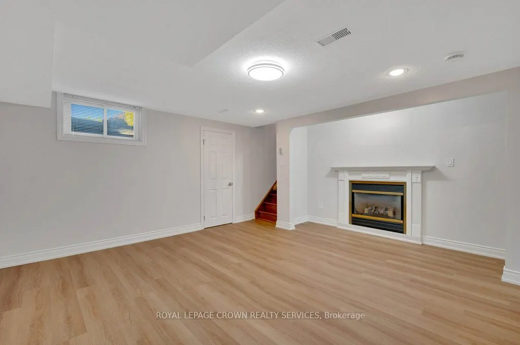 43 Lauris Avenue
