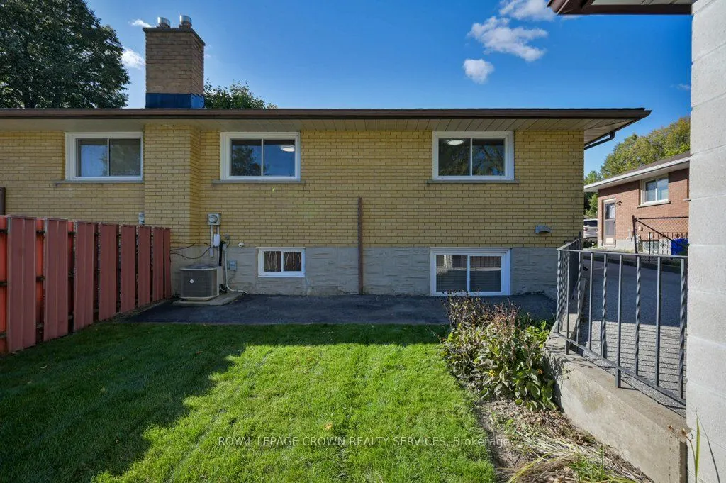 43 Lauris Avenue