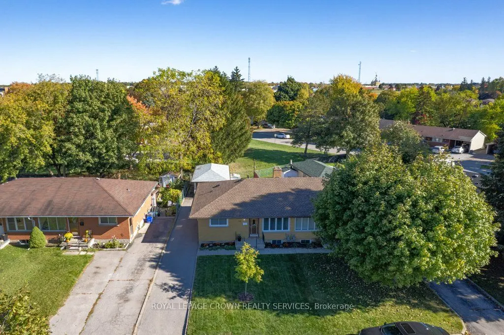 43 Lauris Avenue