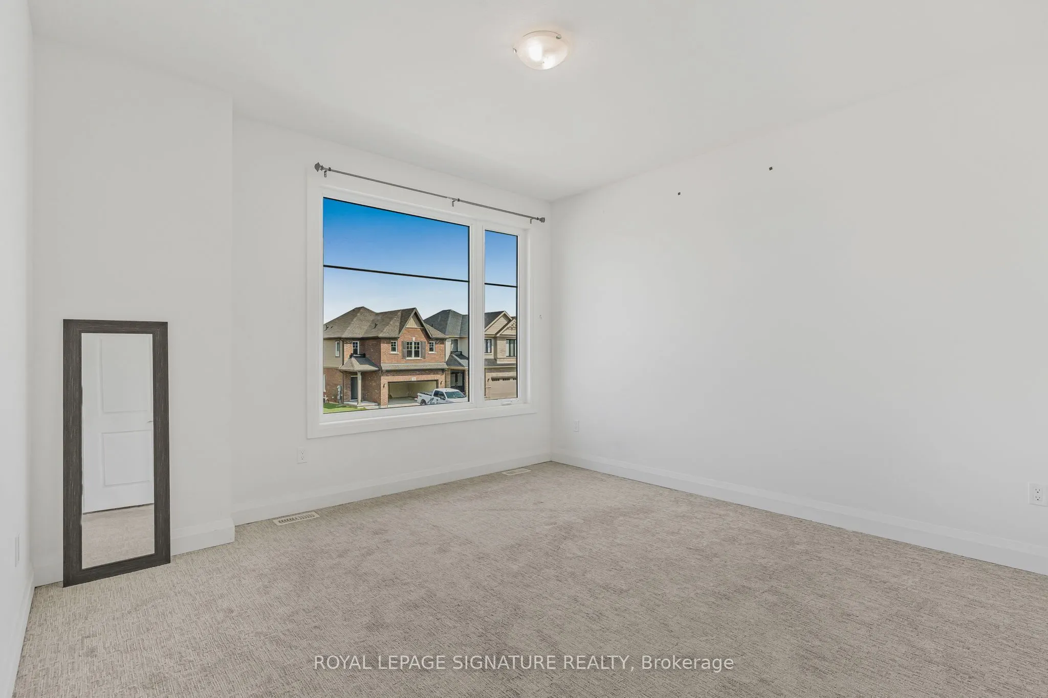 7249 Parkside Road