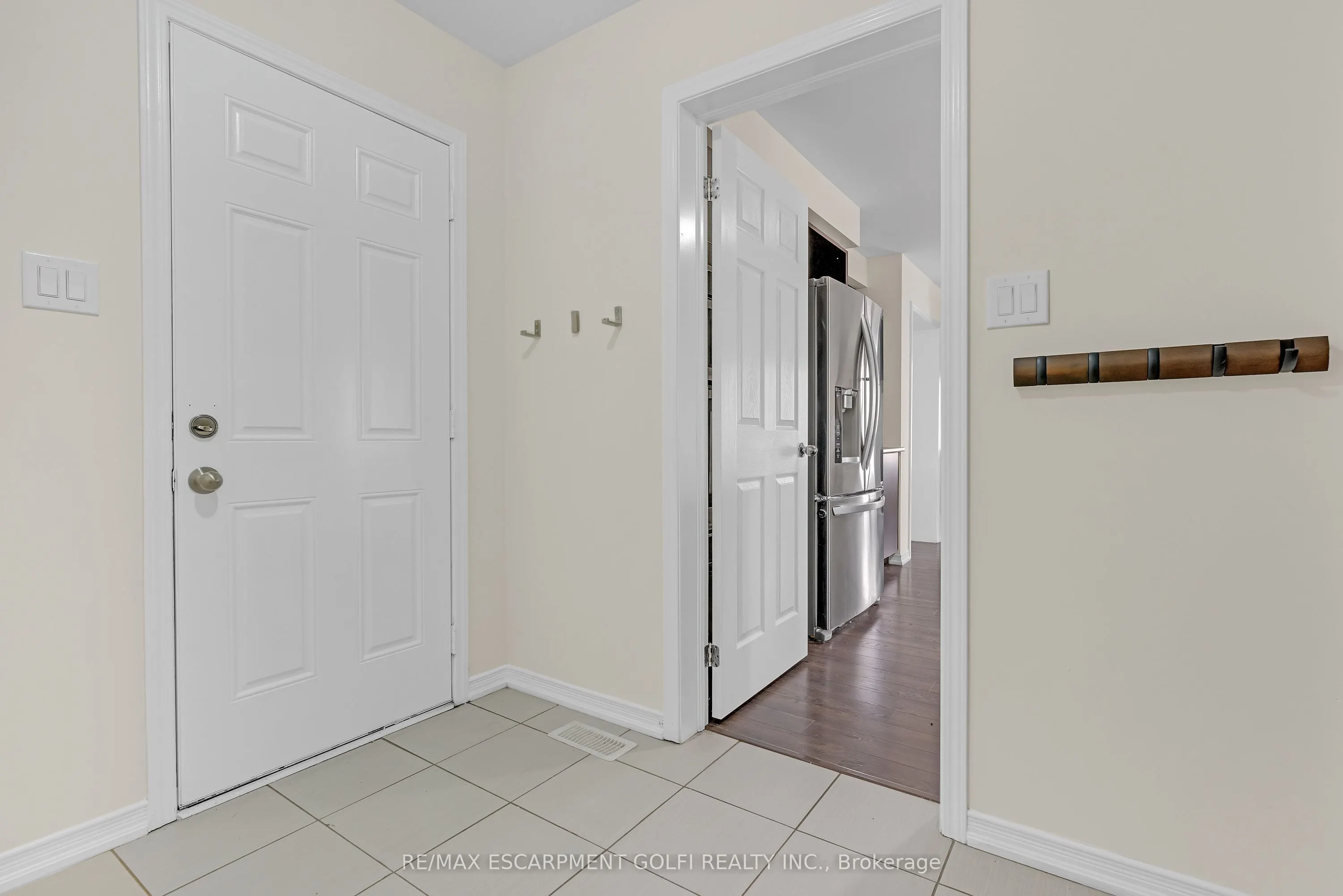 8561 DOGWOOD Crescent