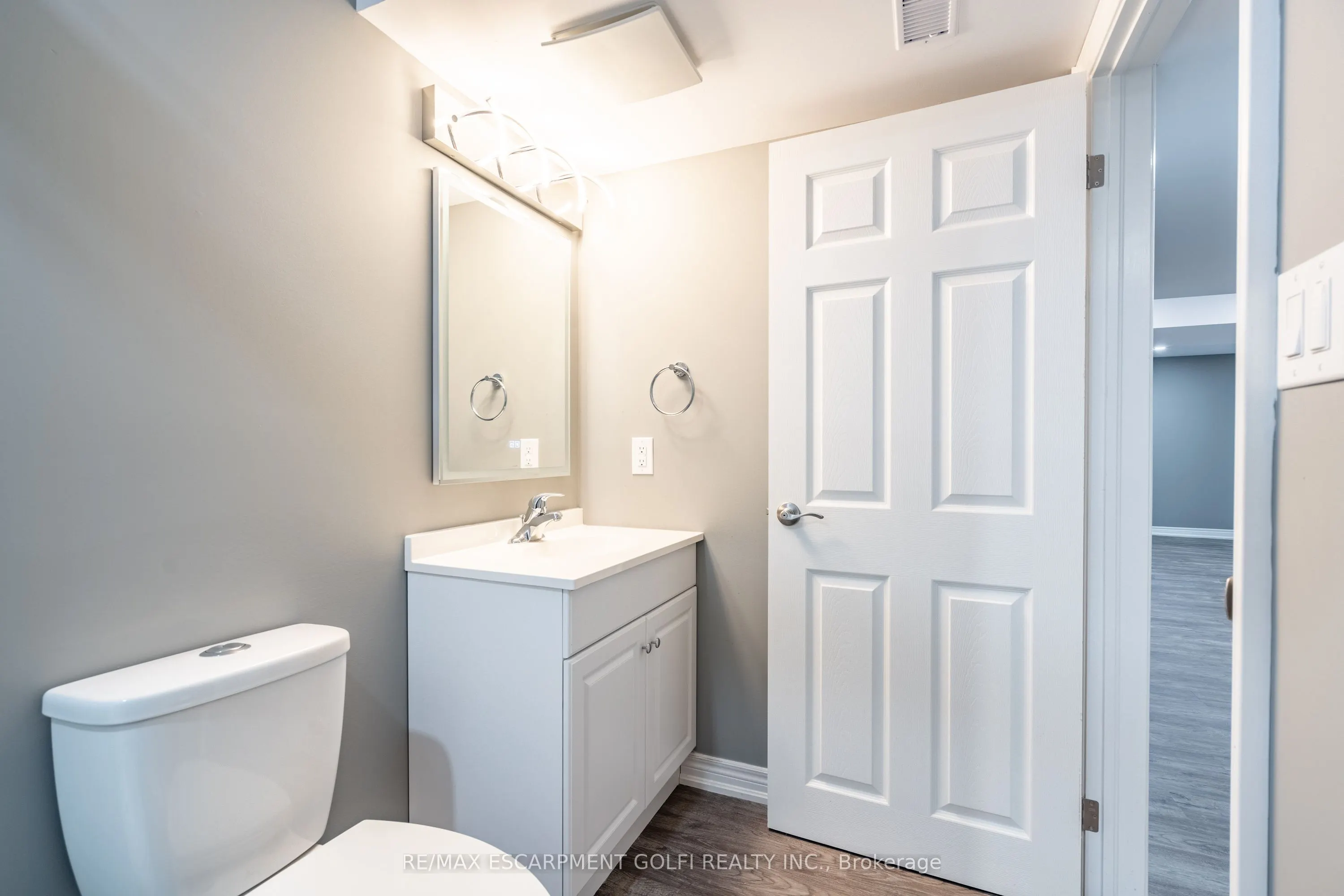 8561 DOGWOOD Crescent