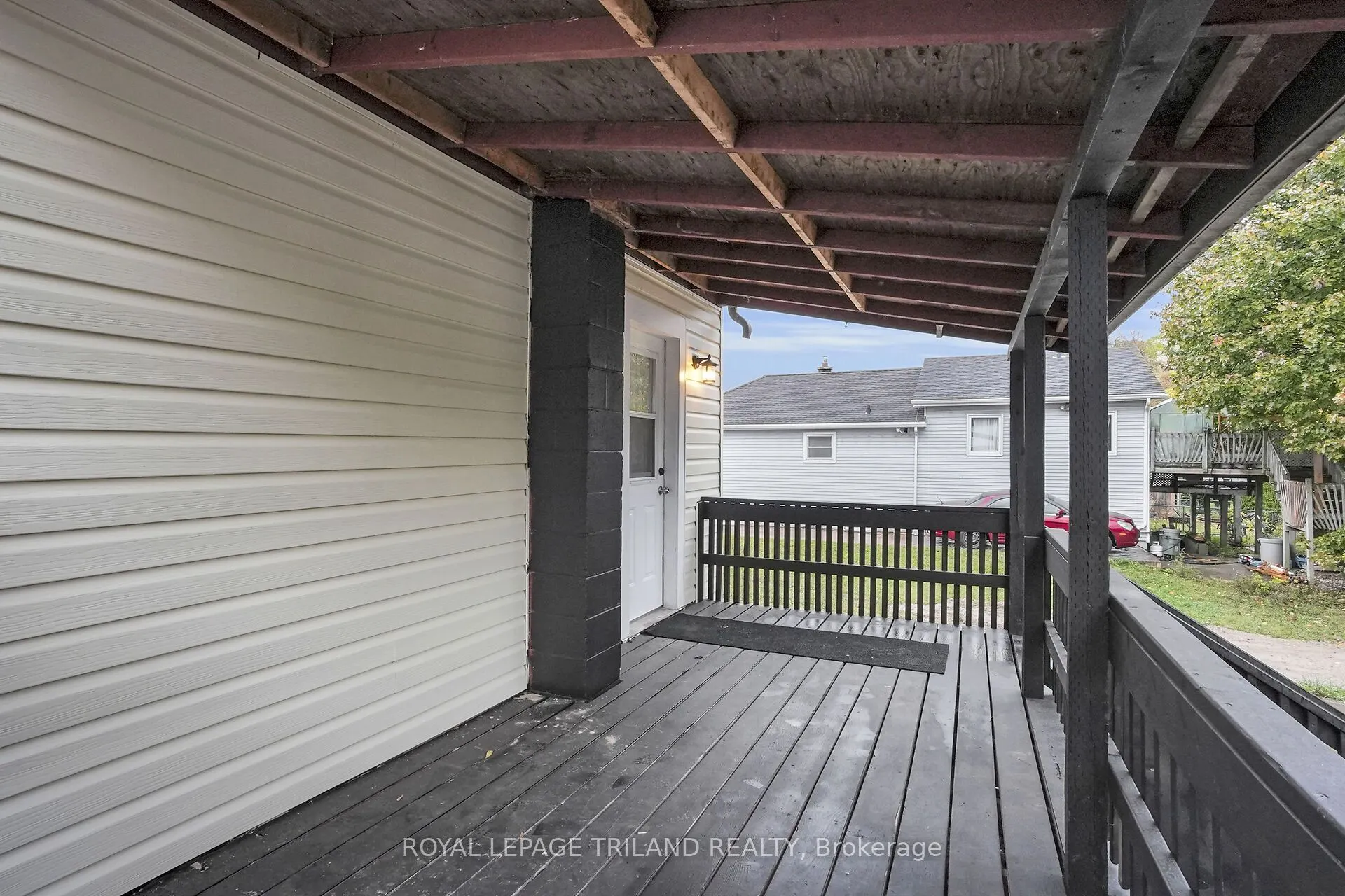 114 Emery Street W