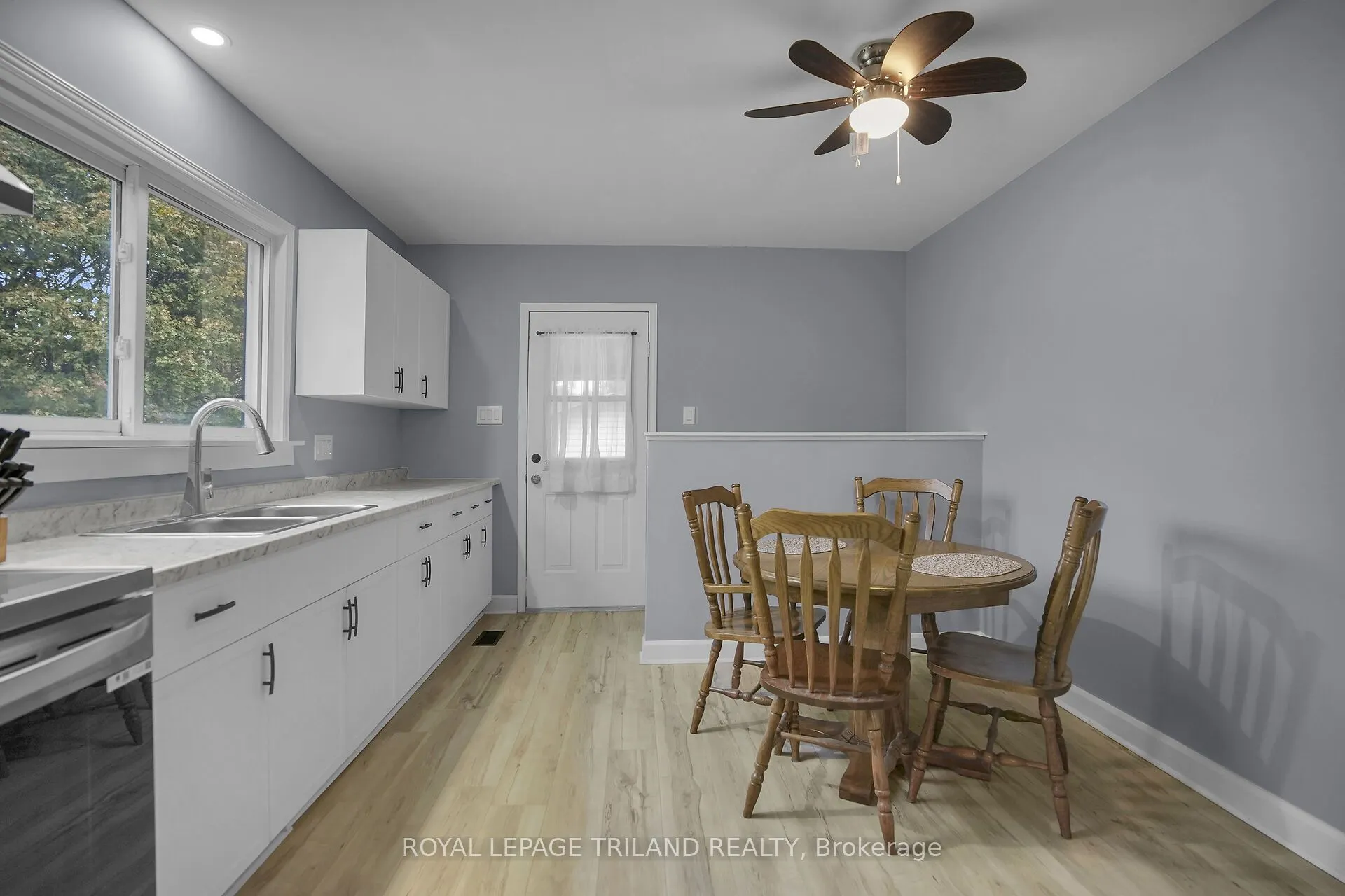114 Emery Street W