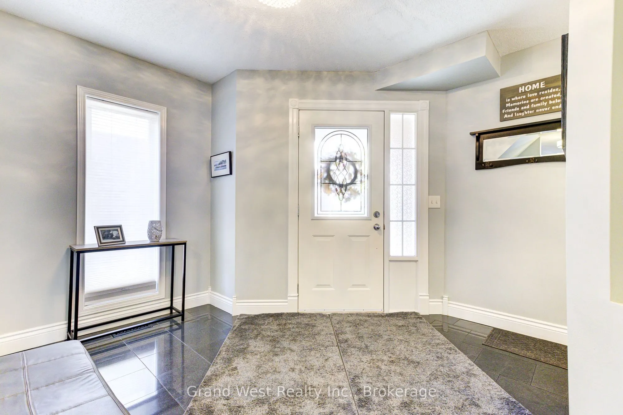 39 KARALEE Crescent