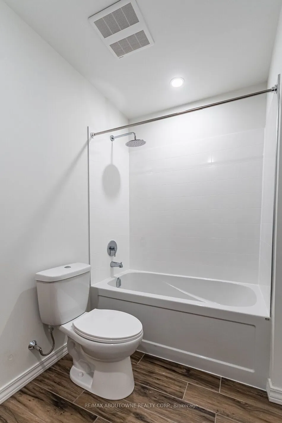 1098 Paisley Road, #401