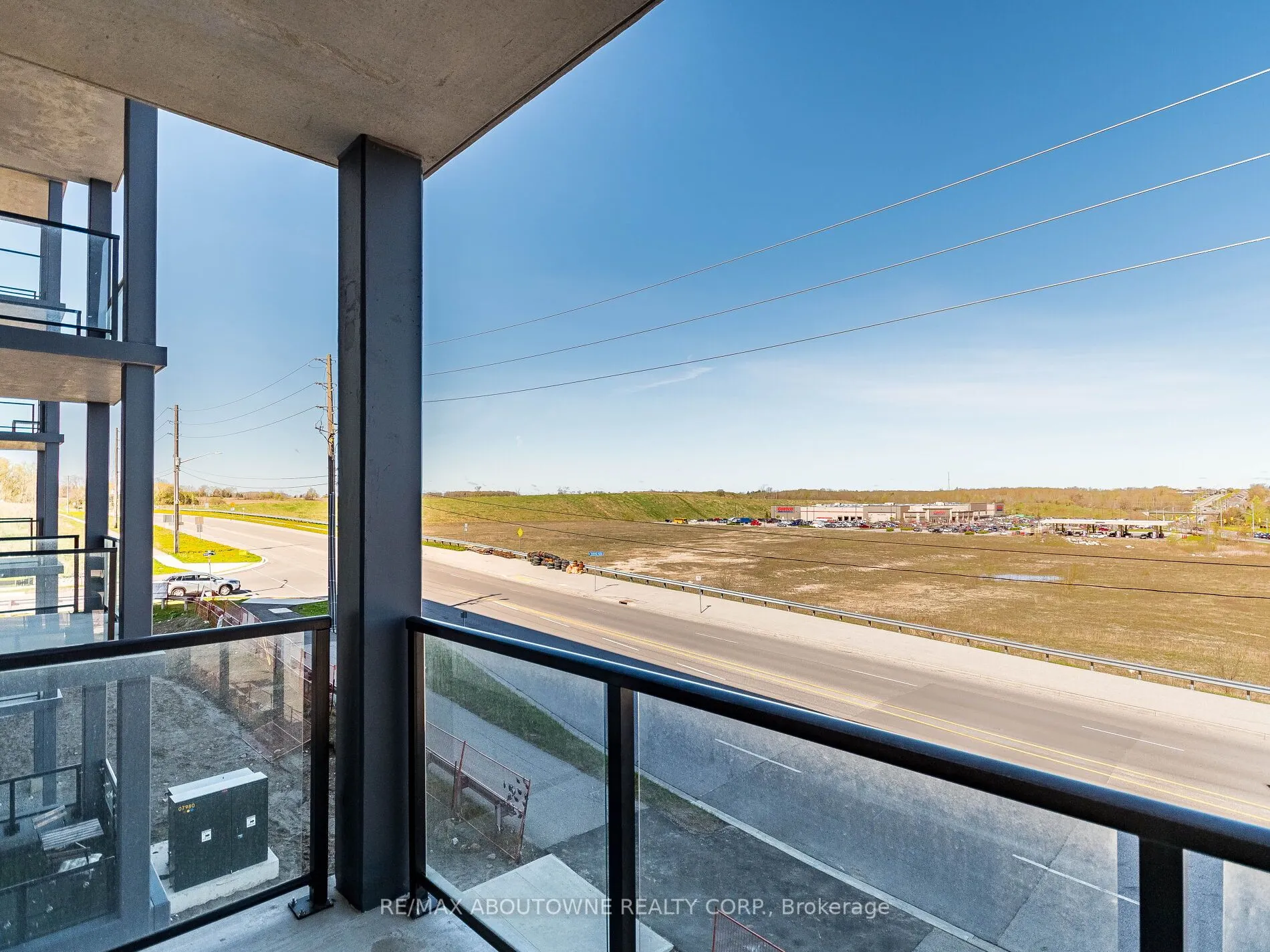1098 Paisley Road, #401