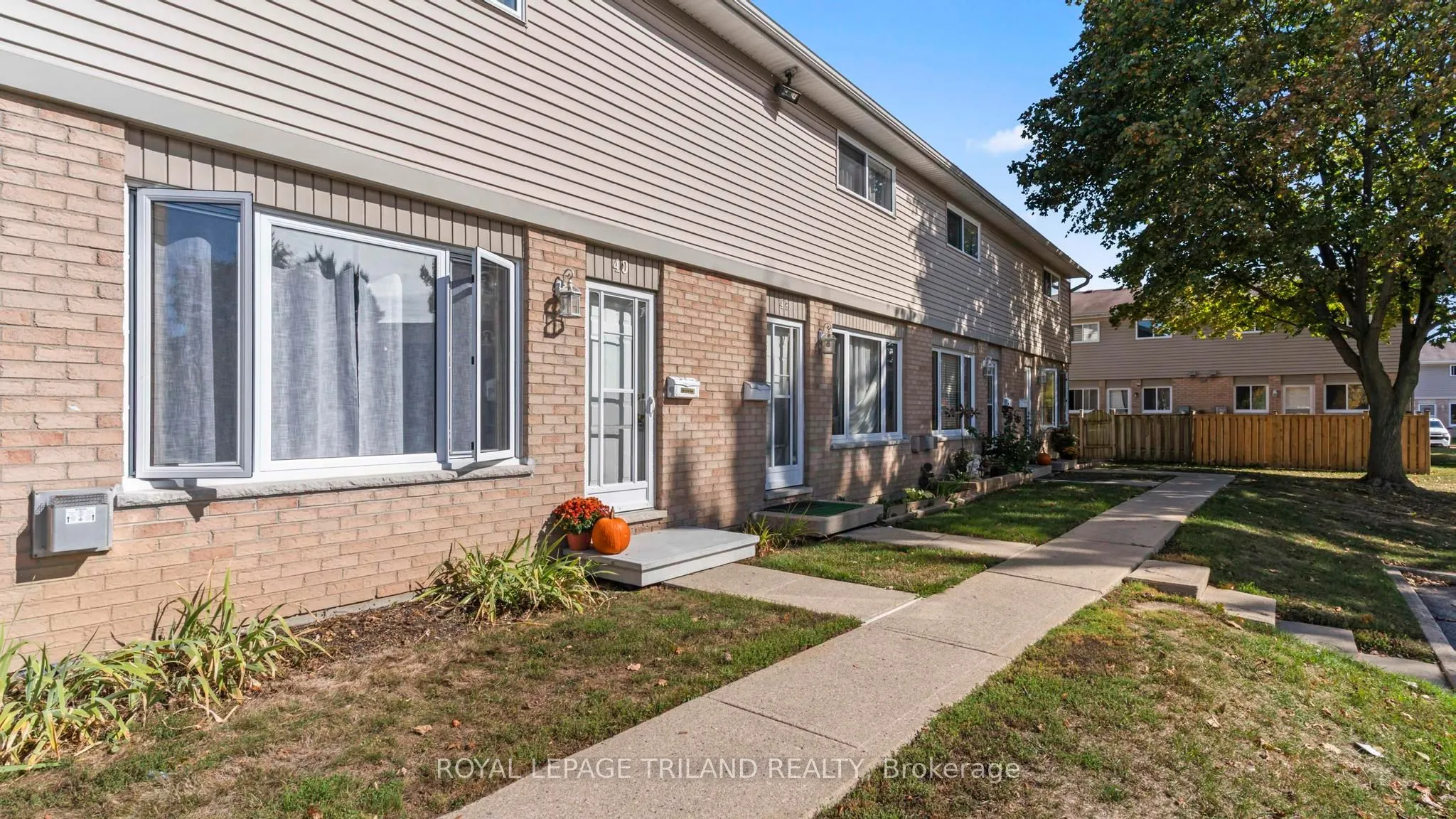 320 WESTMINSTER Avenue, #40