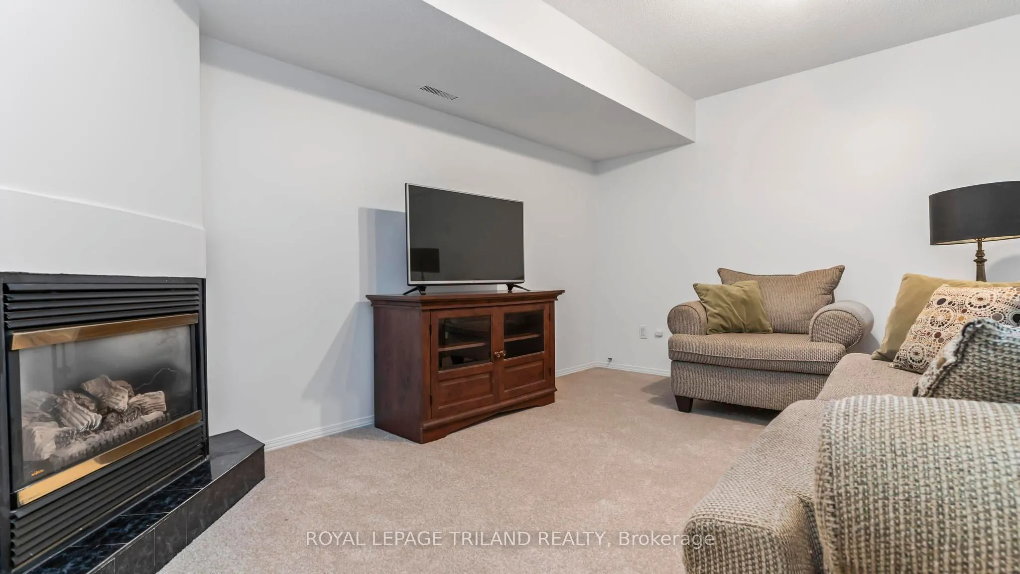 320 WESTMINSTER Avenue, #40