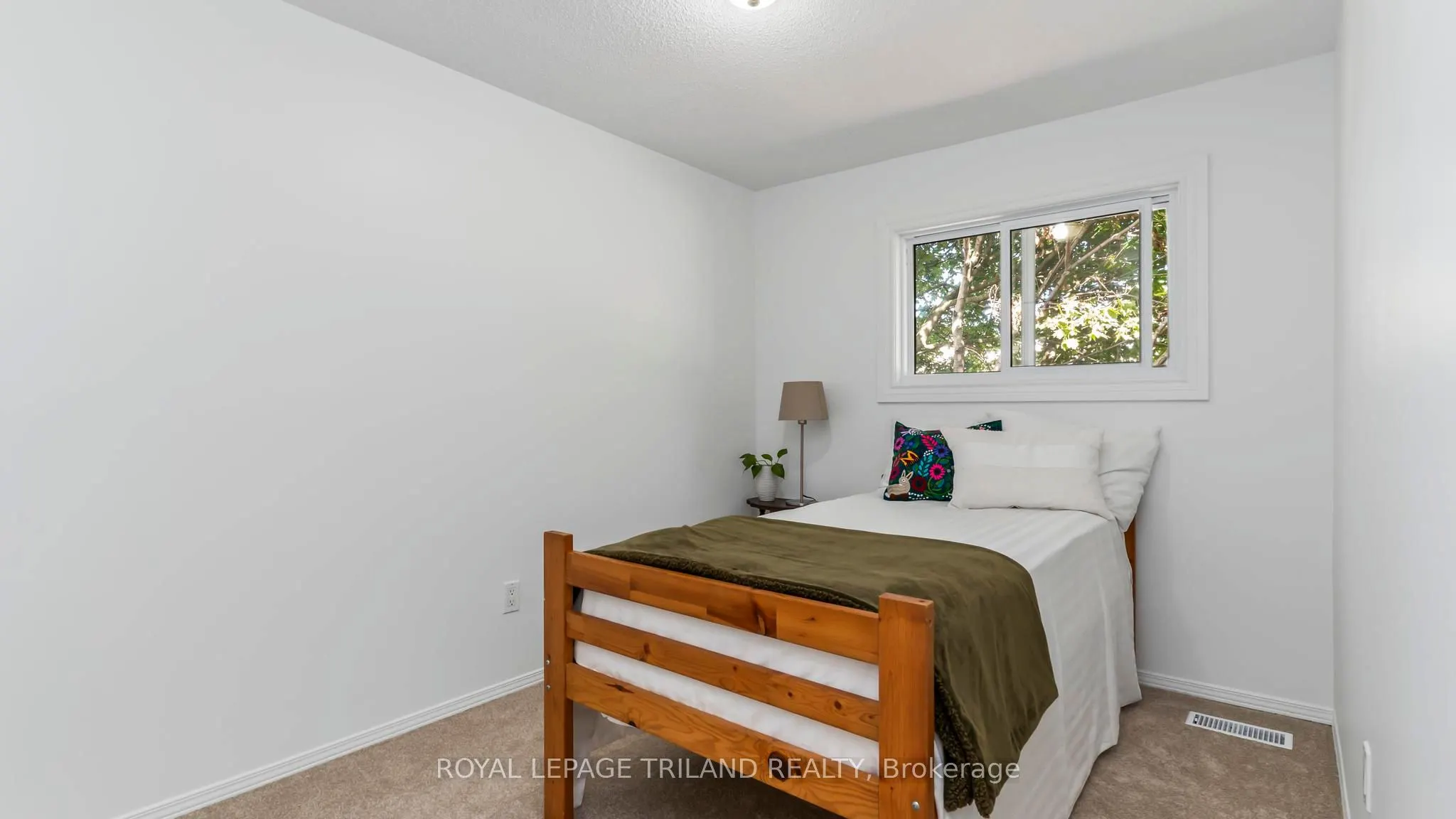 320 WESTMINSTER Avenue, #40