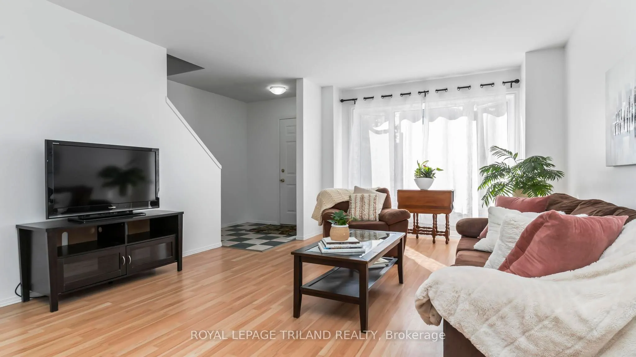 320 WESTMINSTER Avenue, #40