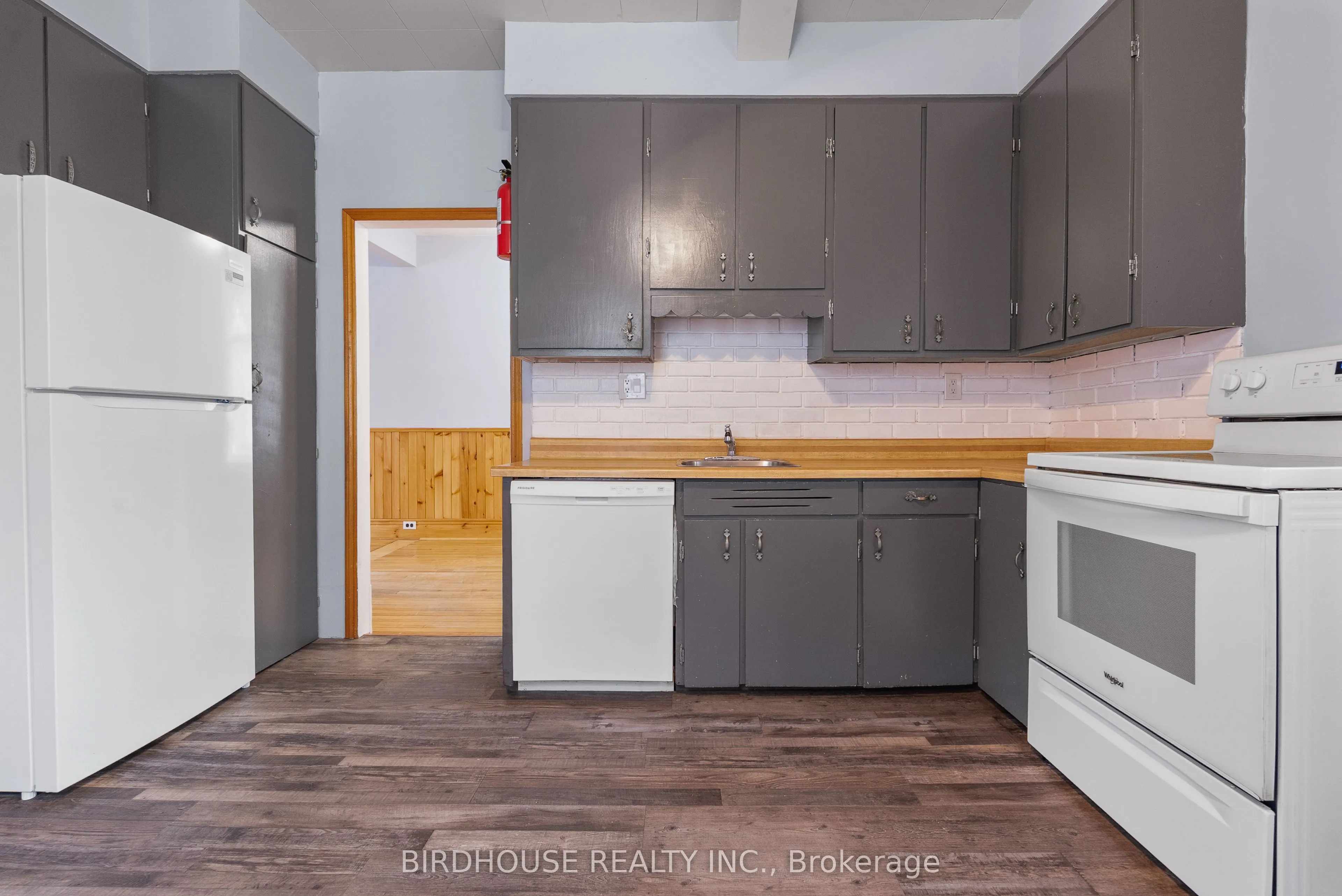 126 Durham Street W
