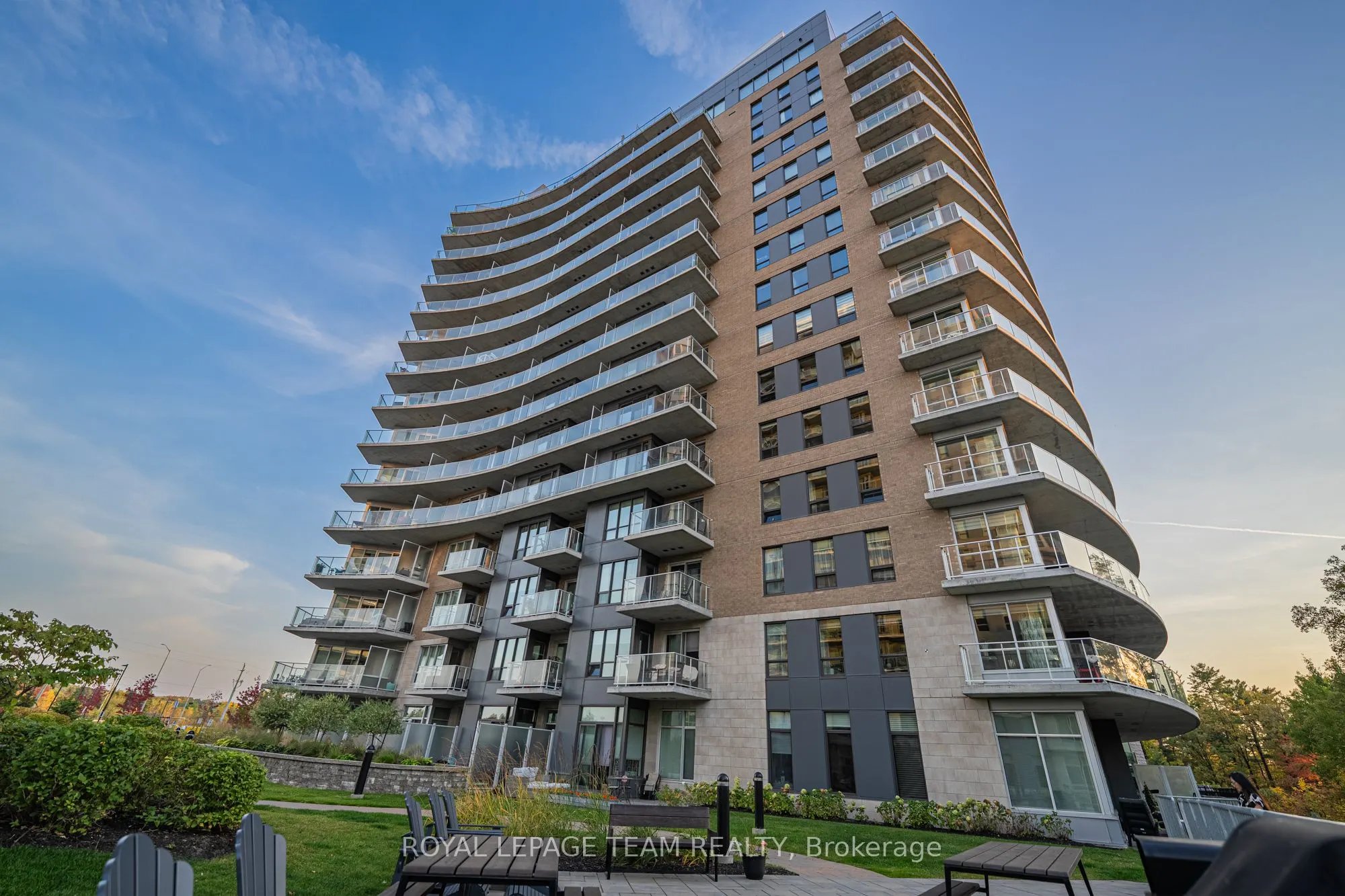 200 Inlet Private, #1106
