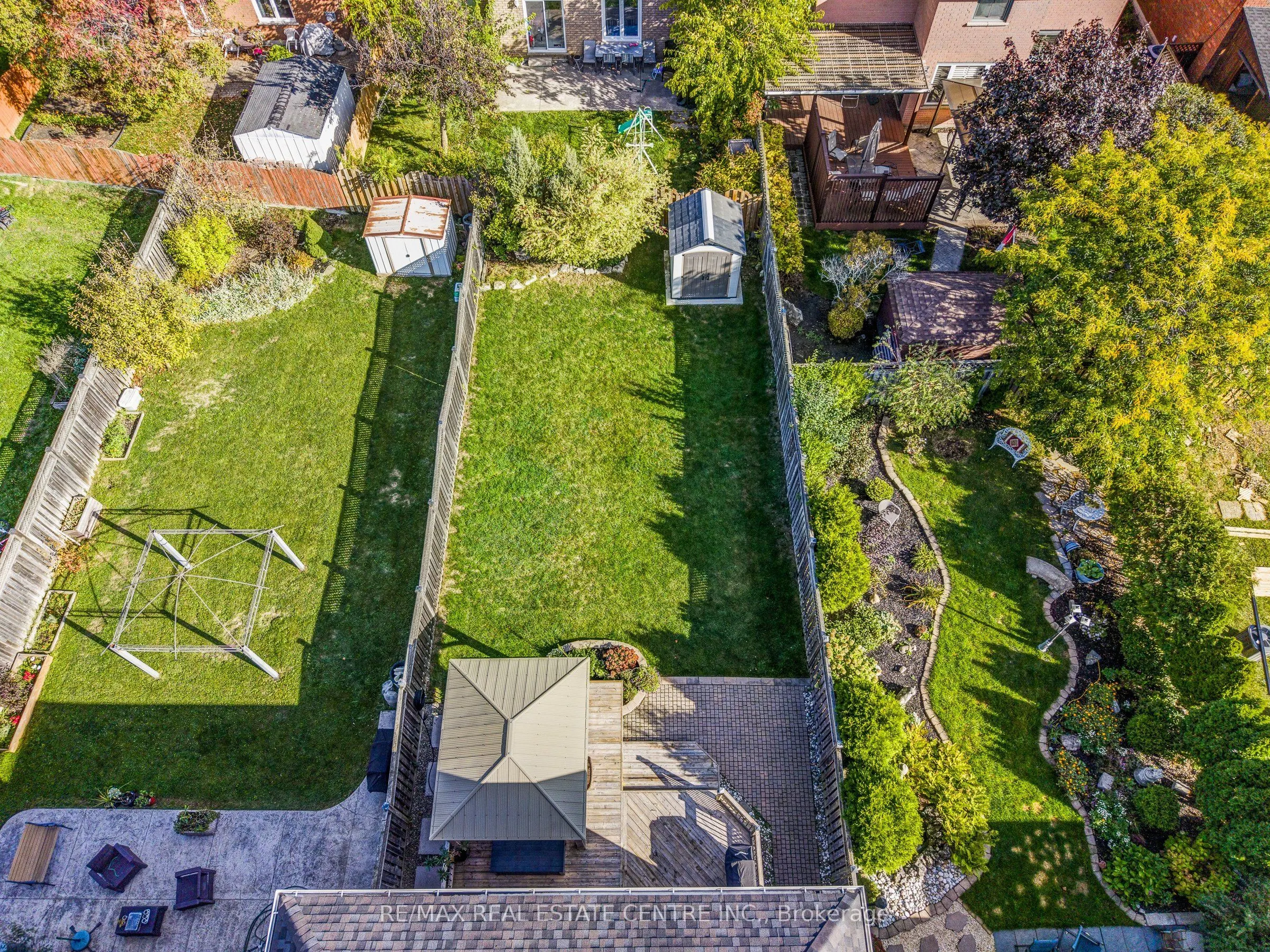 733 Stone Church Road E