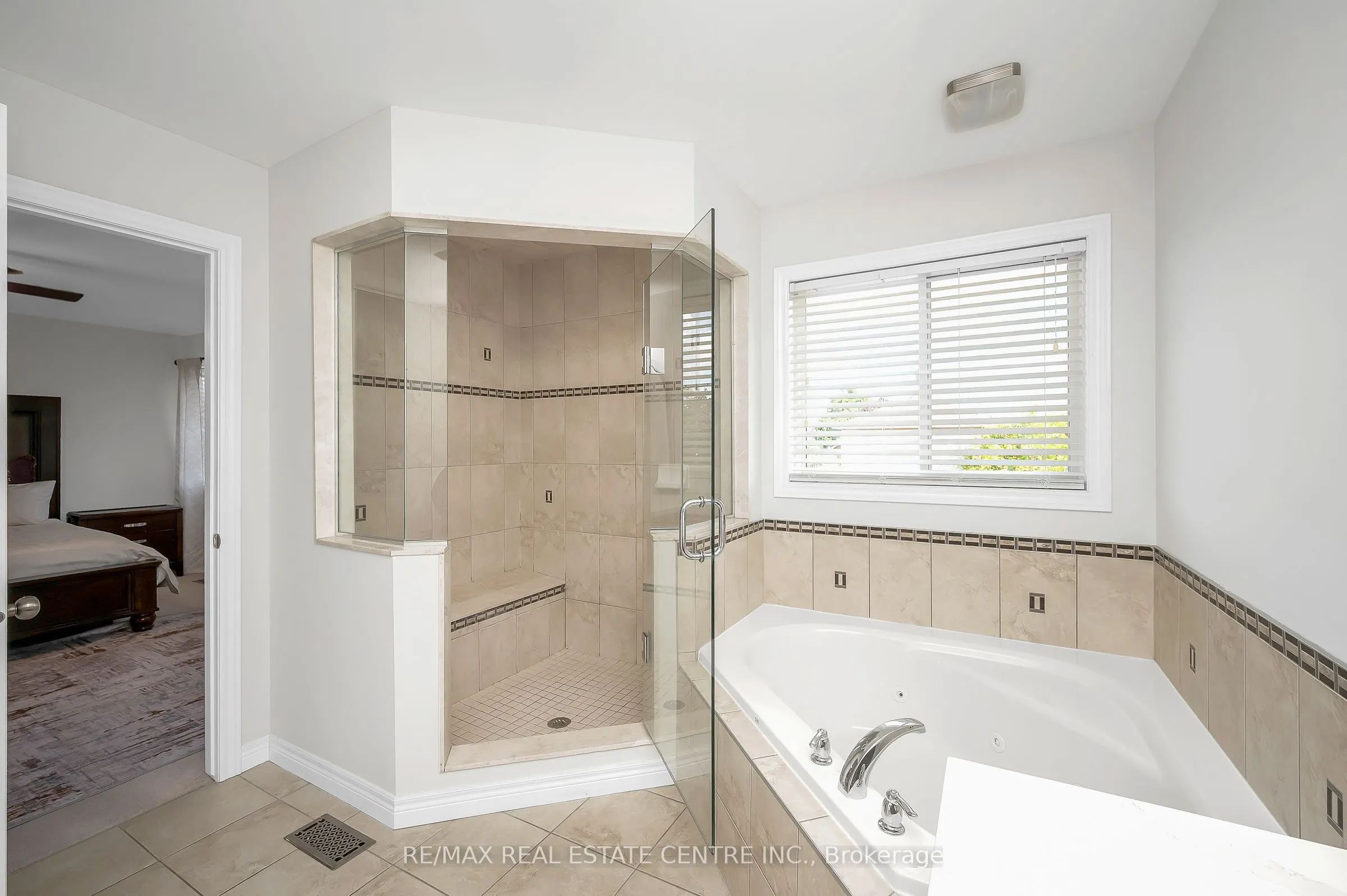 733 Stone Church Road E