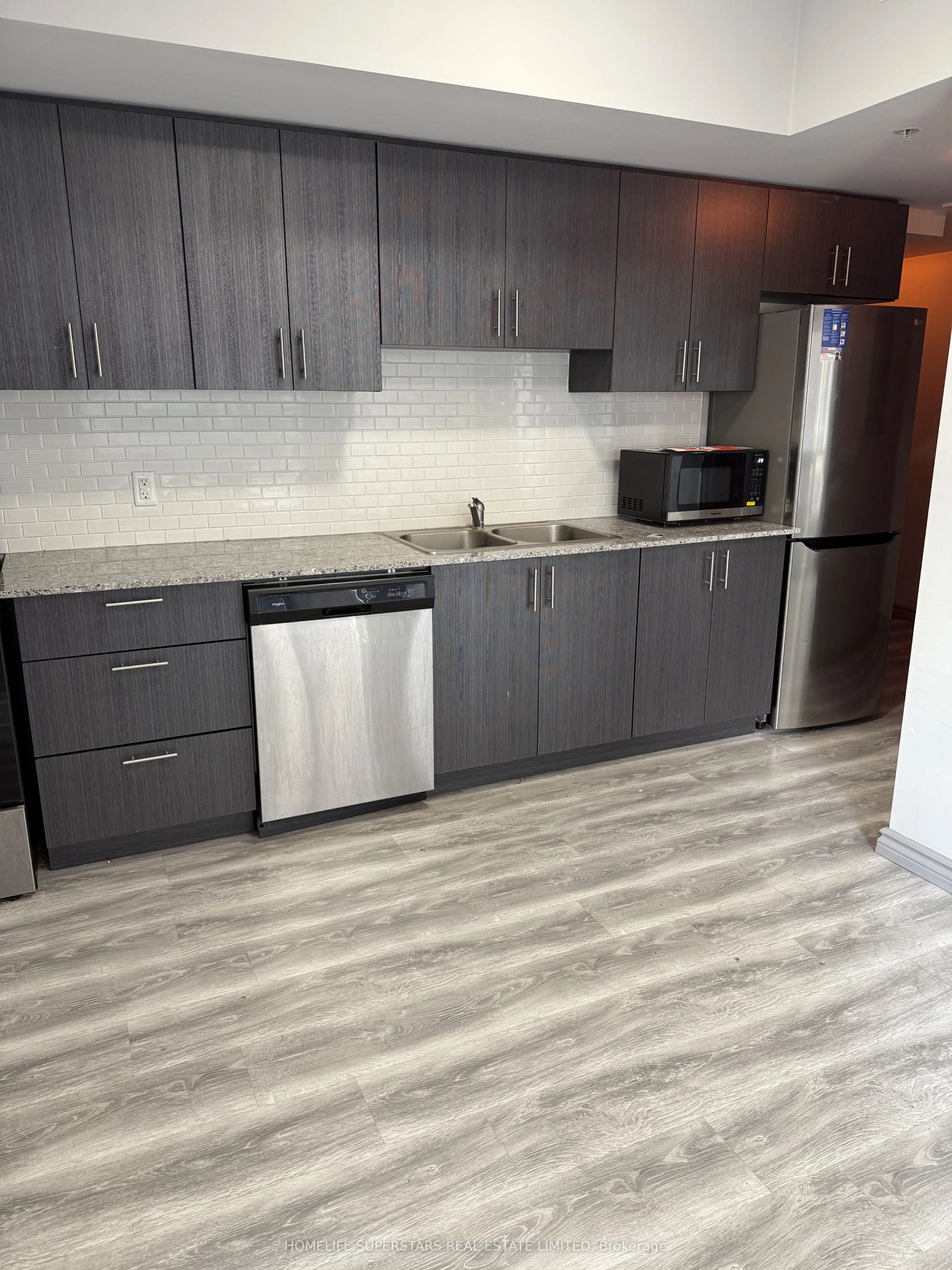 275 LARCH Street, #104