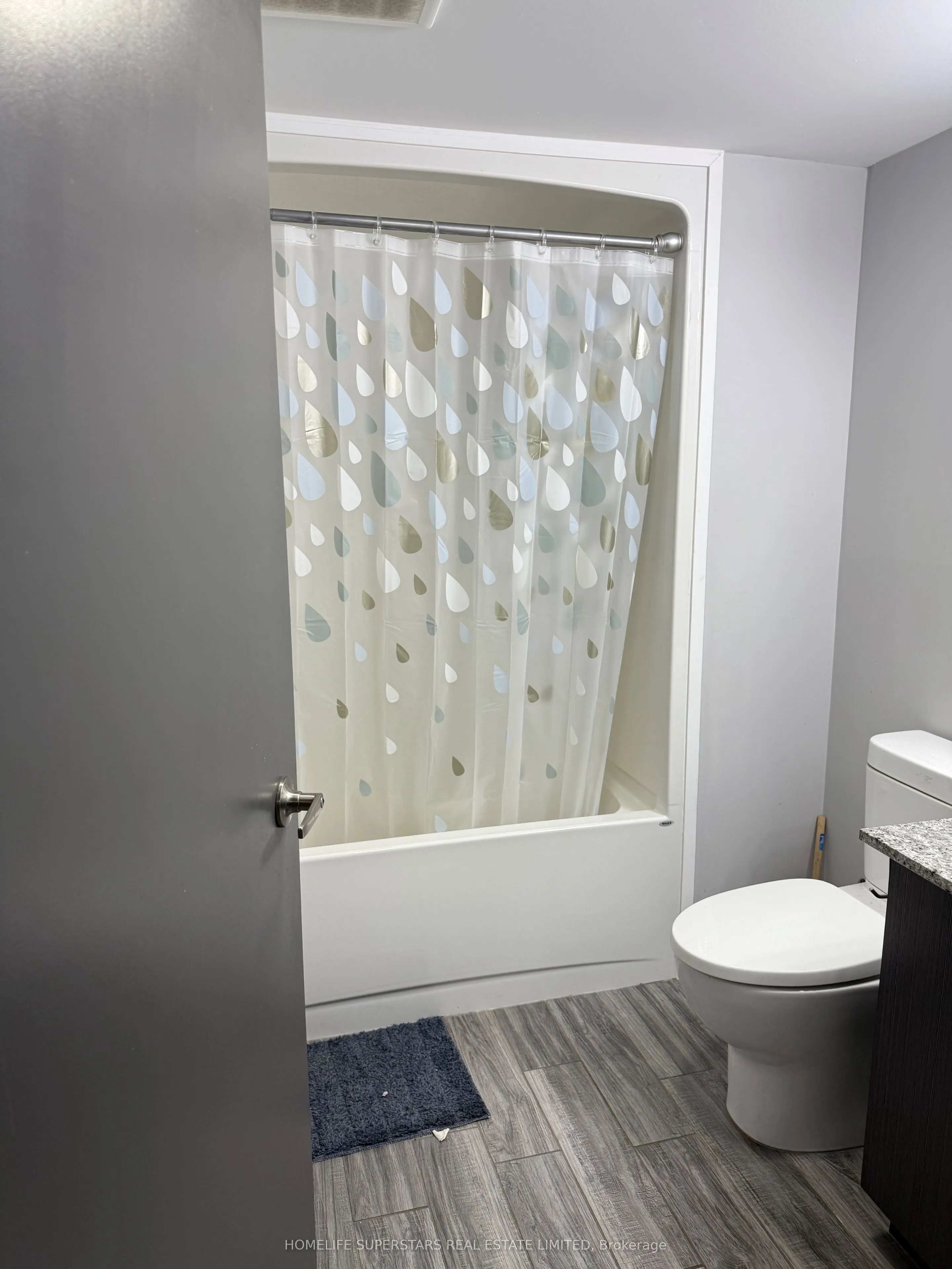 275 LARCH Street, #104