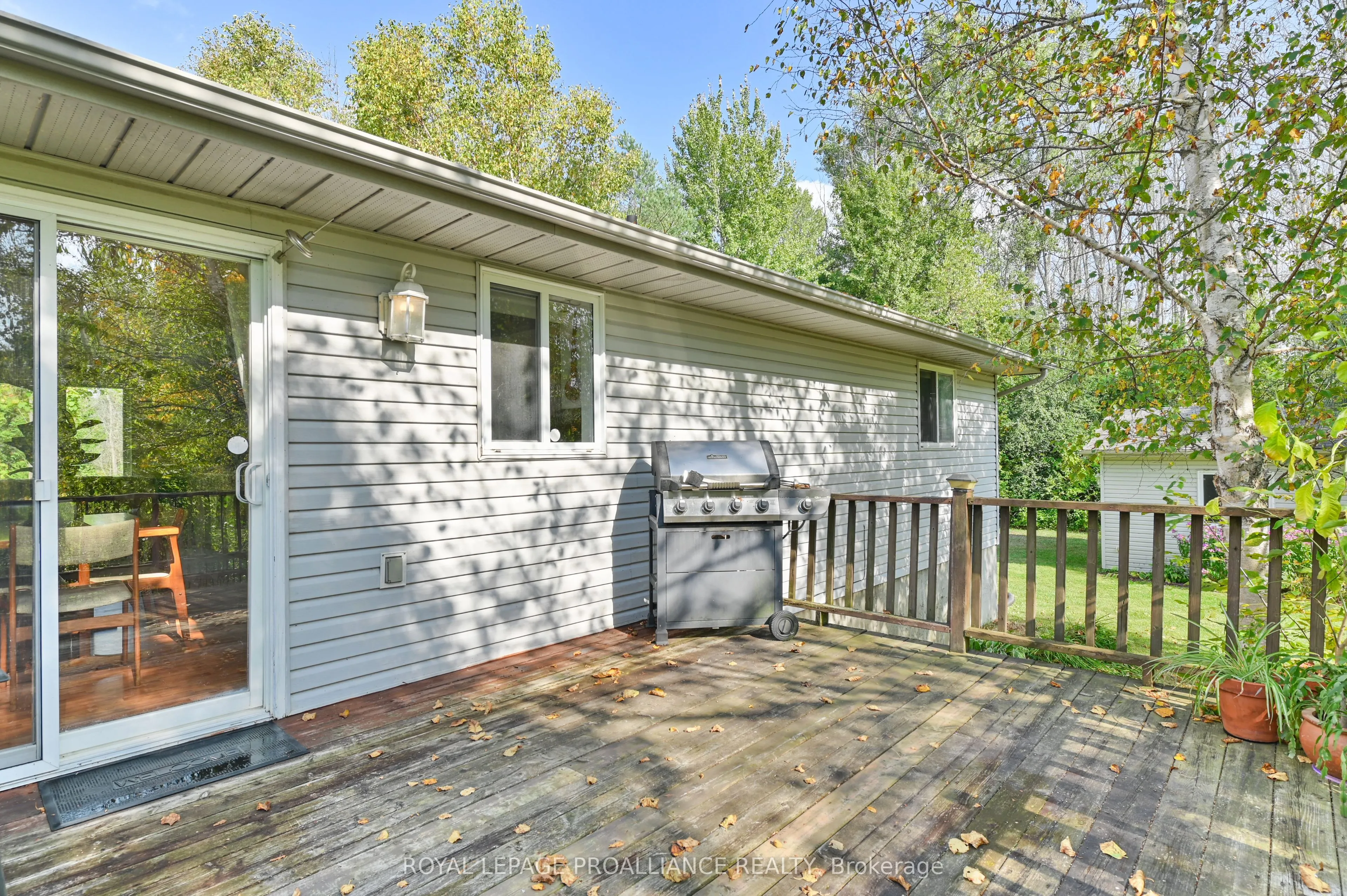 21289 Loyalist Parkway
