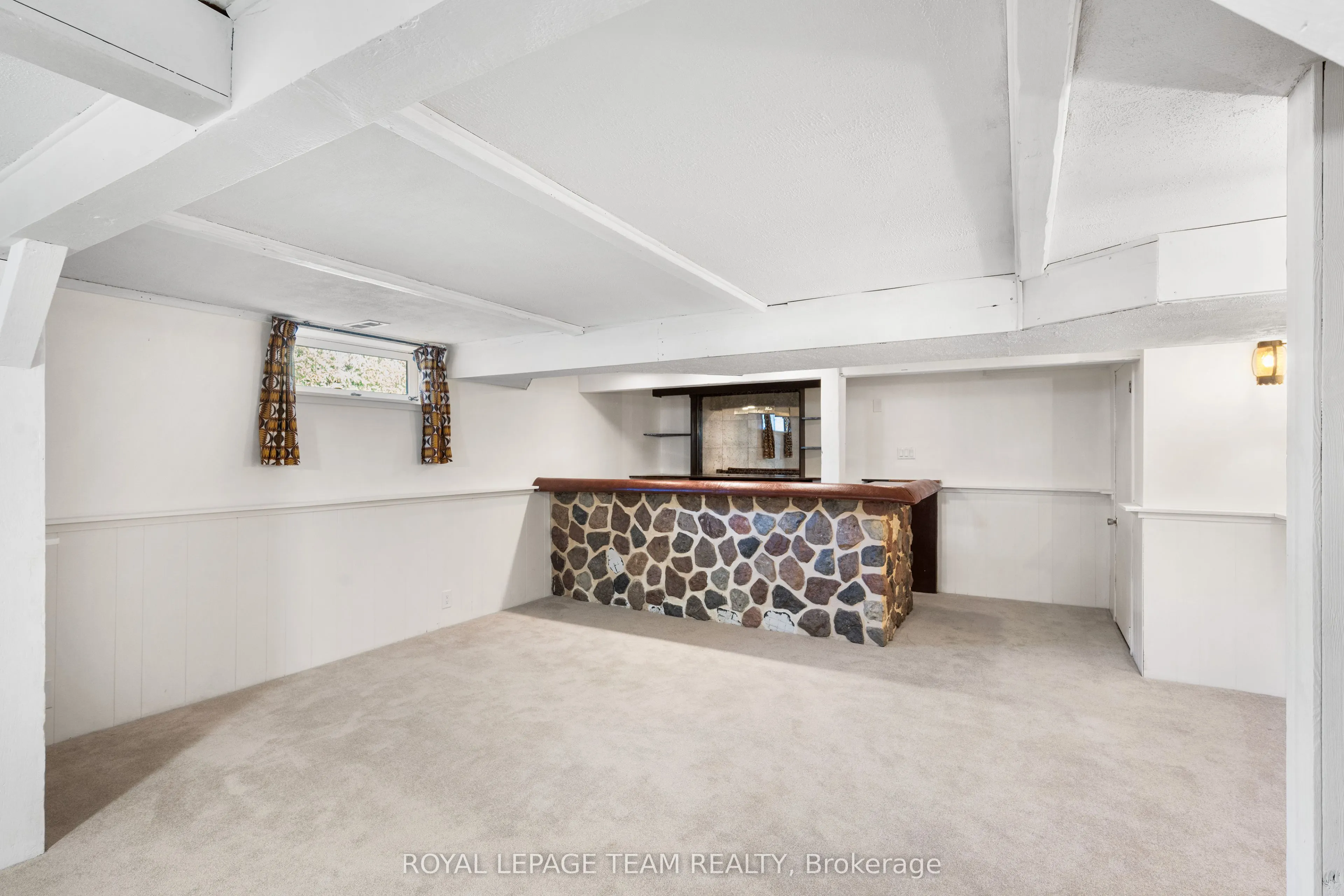 47 KIDGROVE Gardens