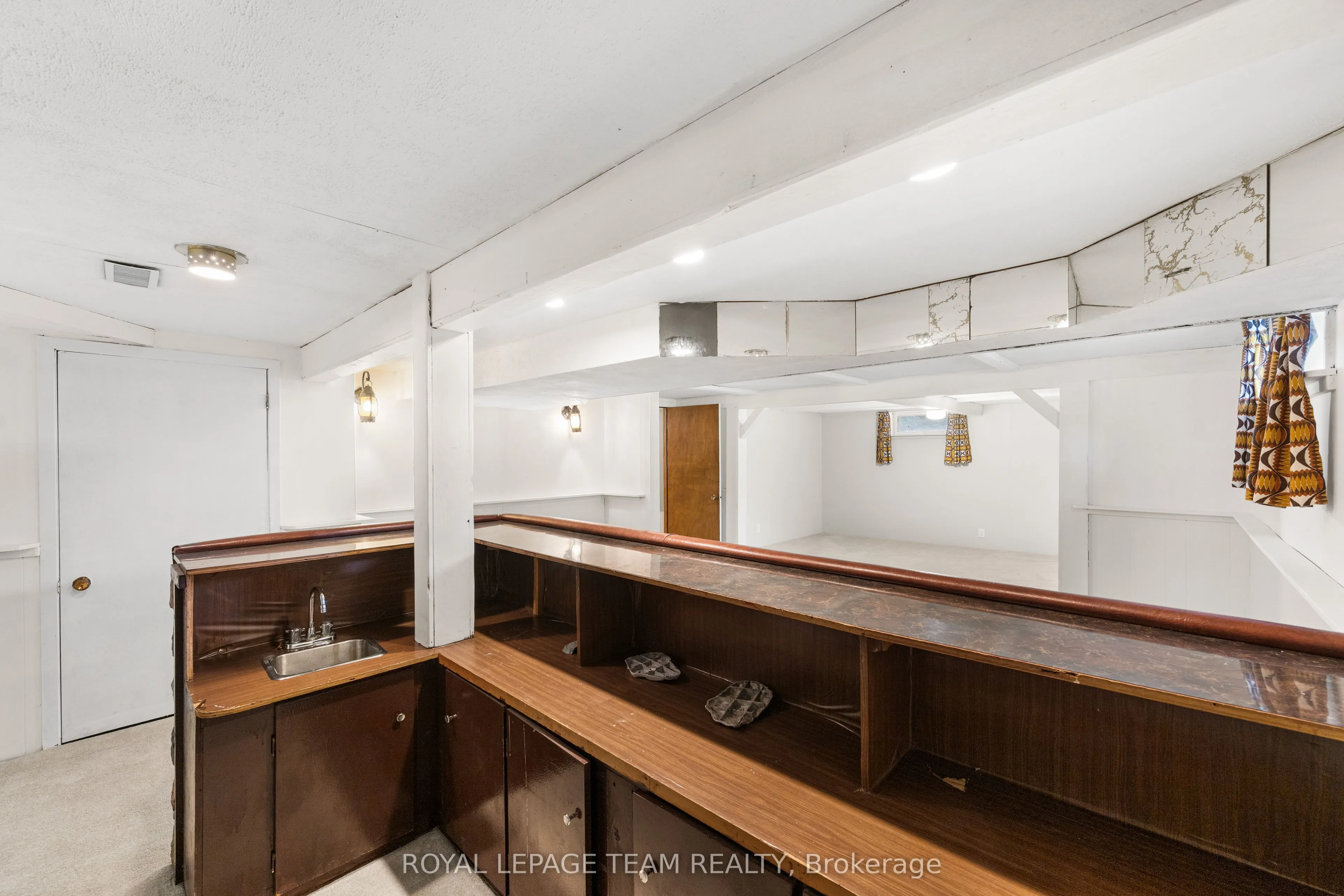 47 KIDGROVE Gardens
