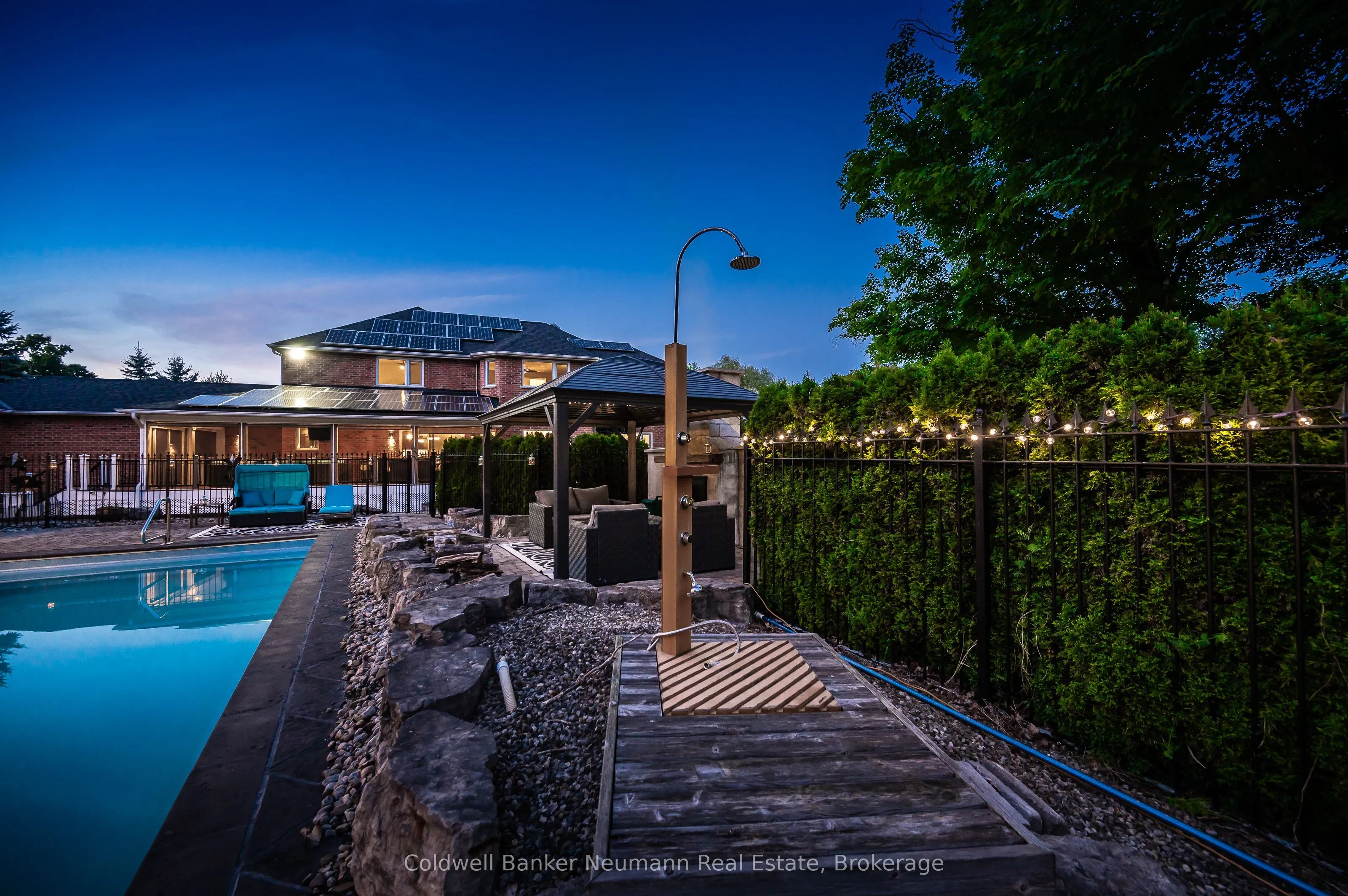 32 Forest Ridge Road