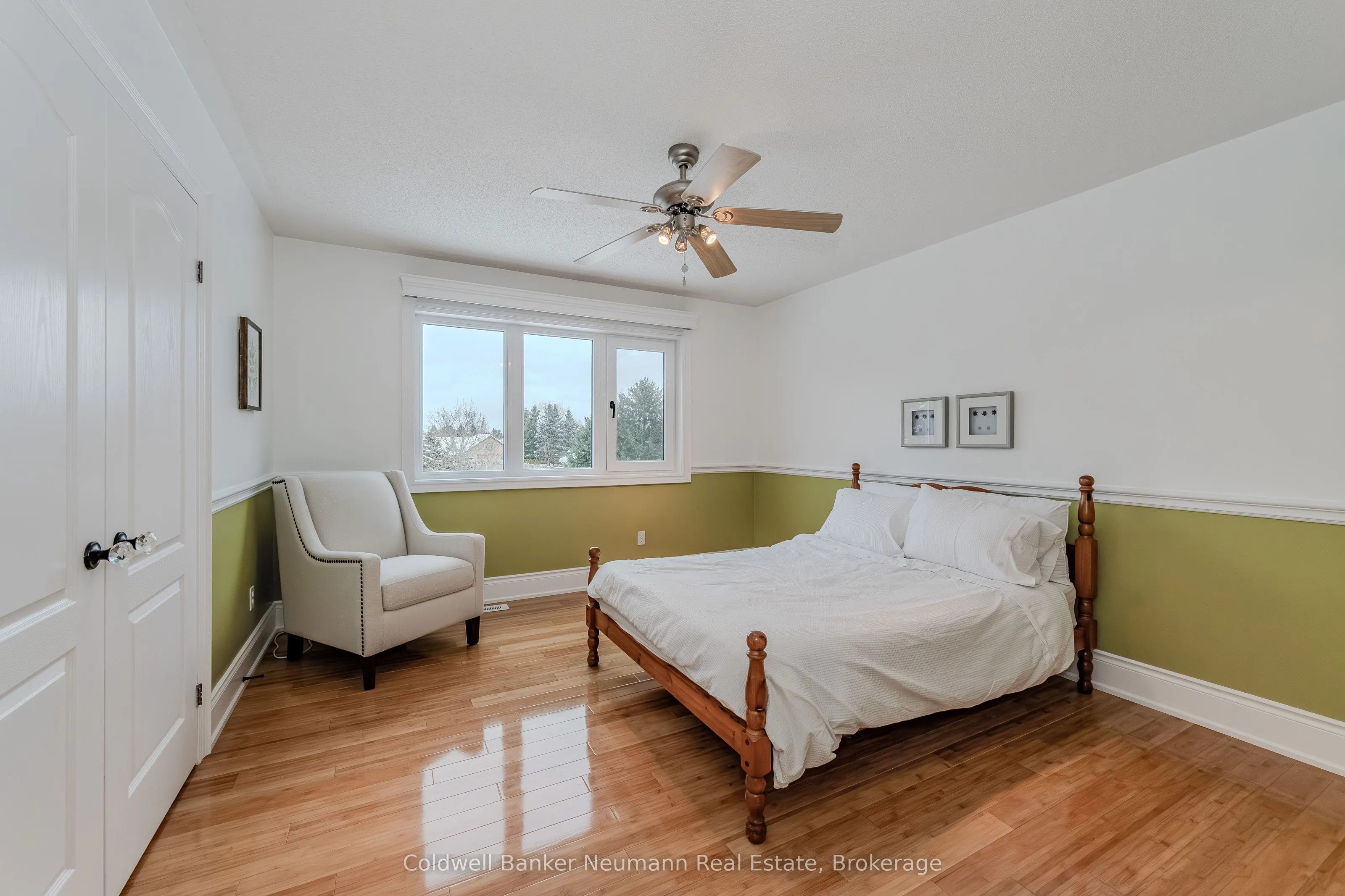32 Forest Ridge Road