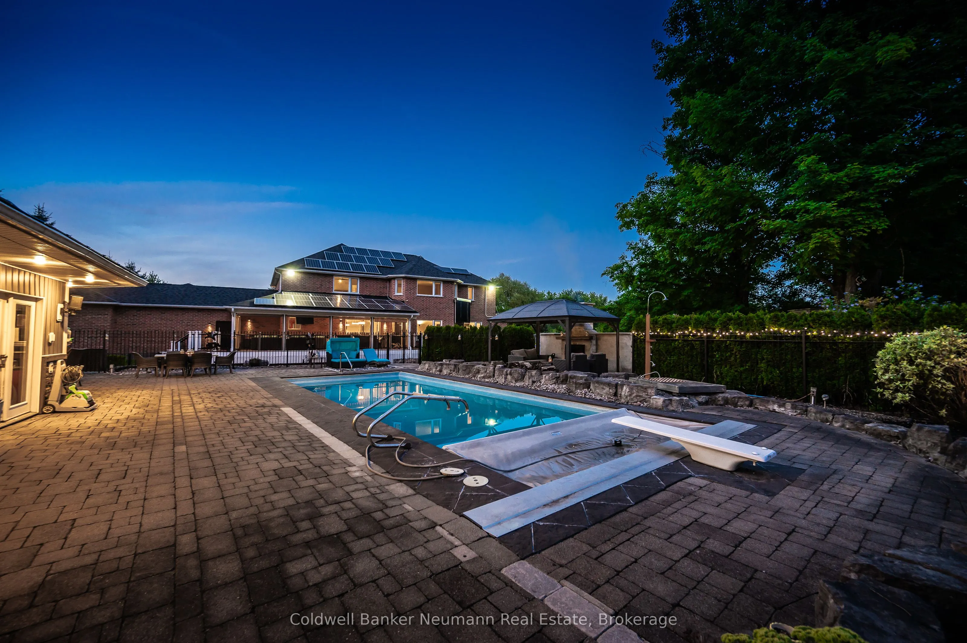 32 Forest Ridge Road