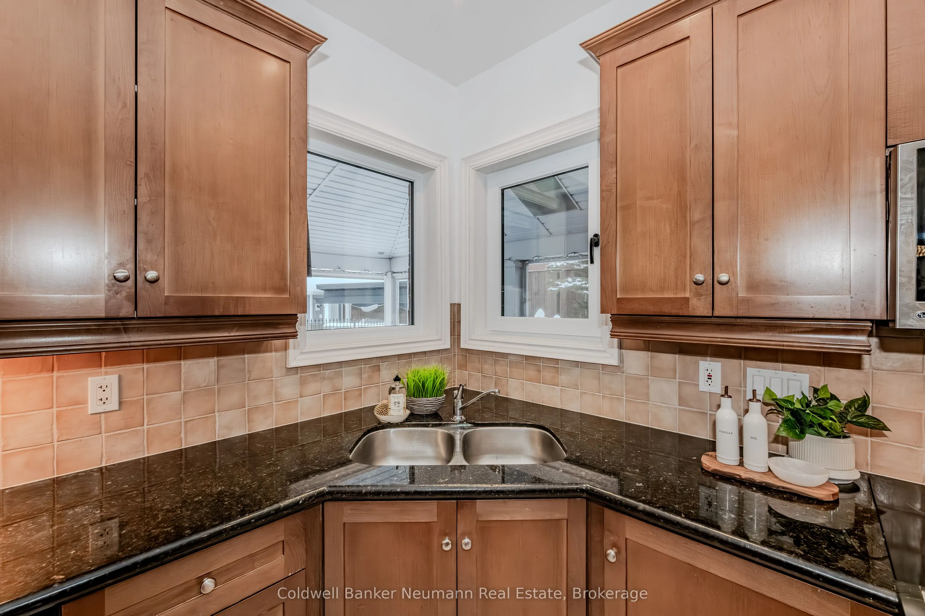32 Forest Ridge Road