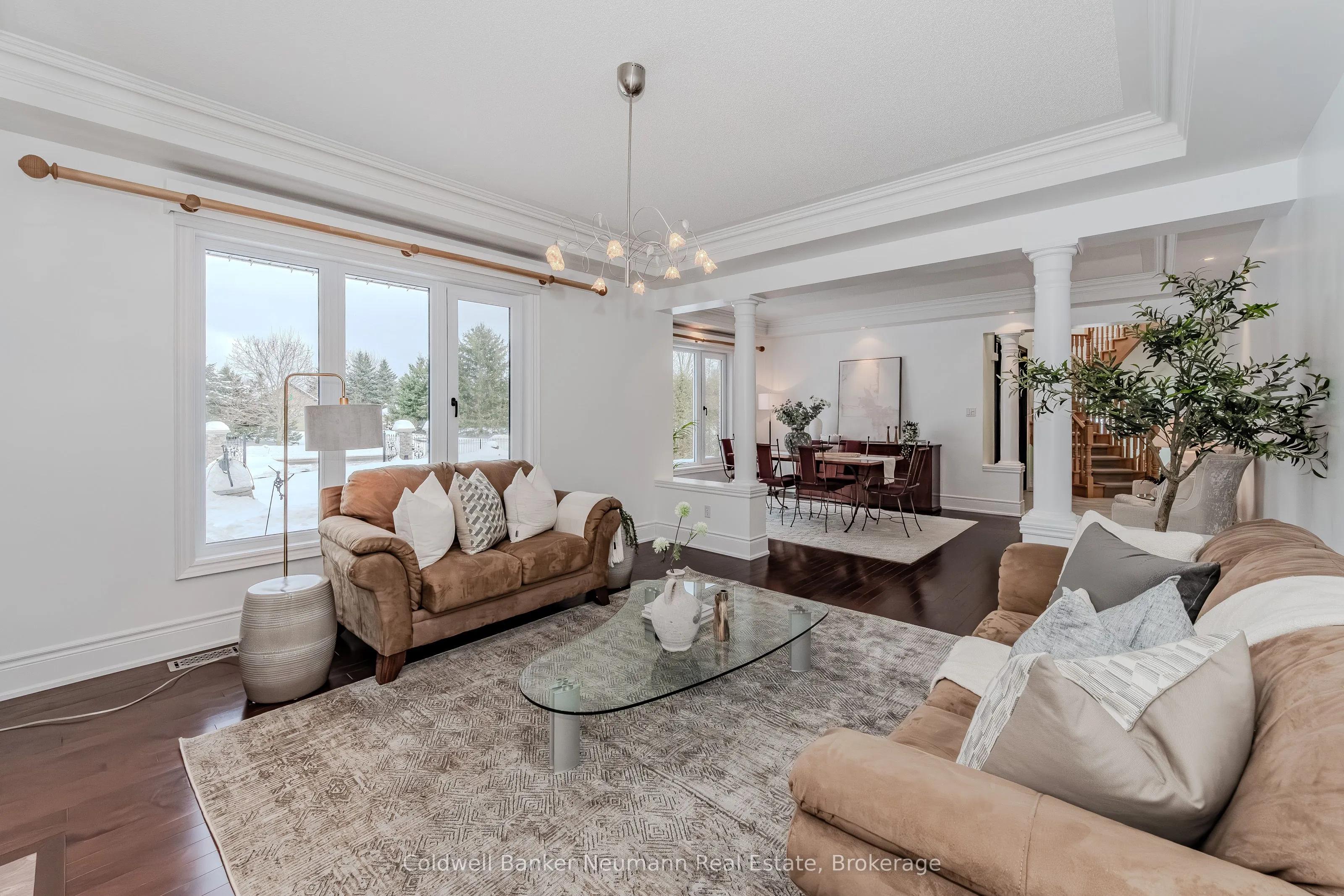 32 Forest Ridge Road