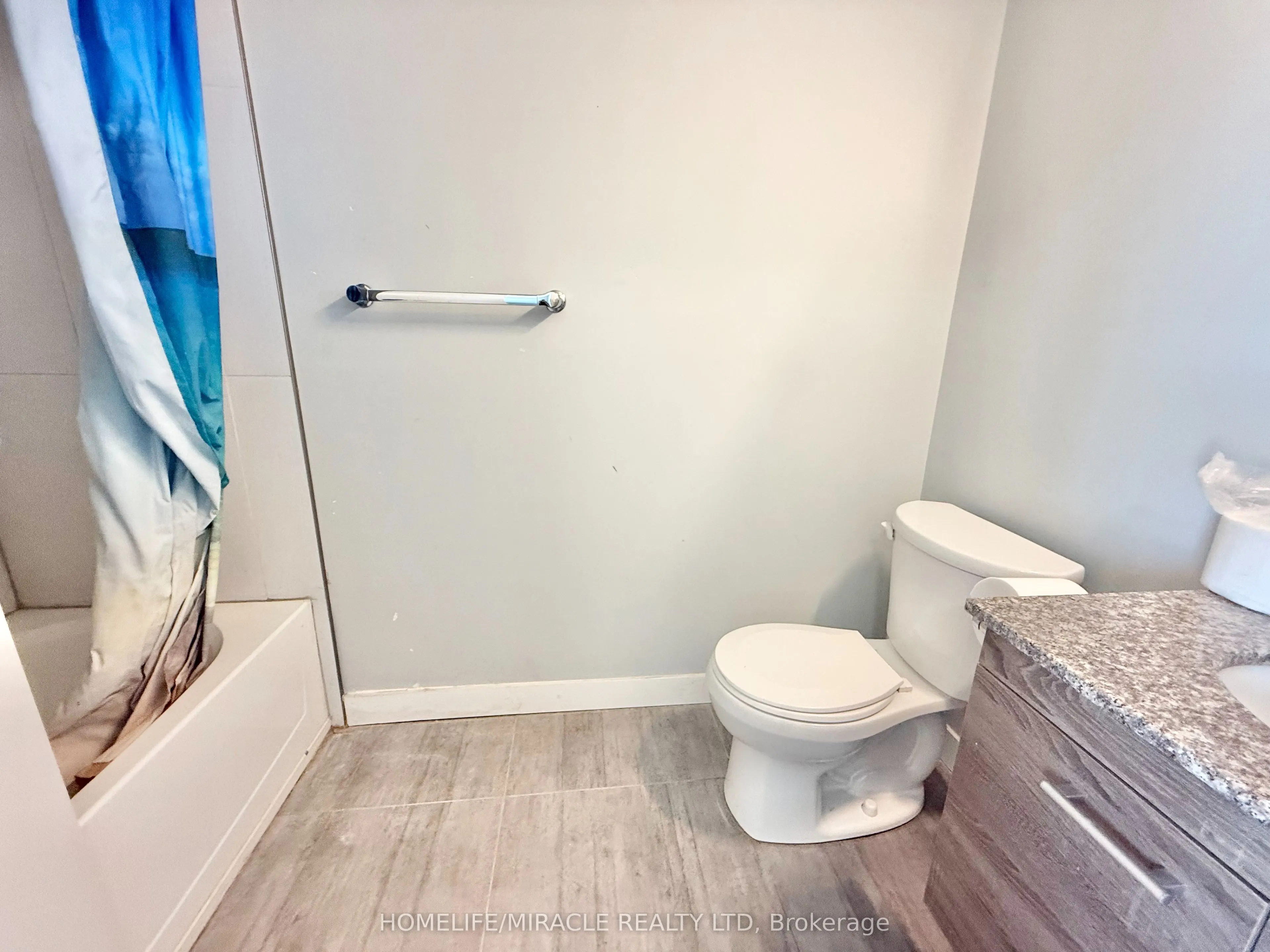318 SPRUCE Street, #1907