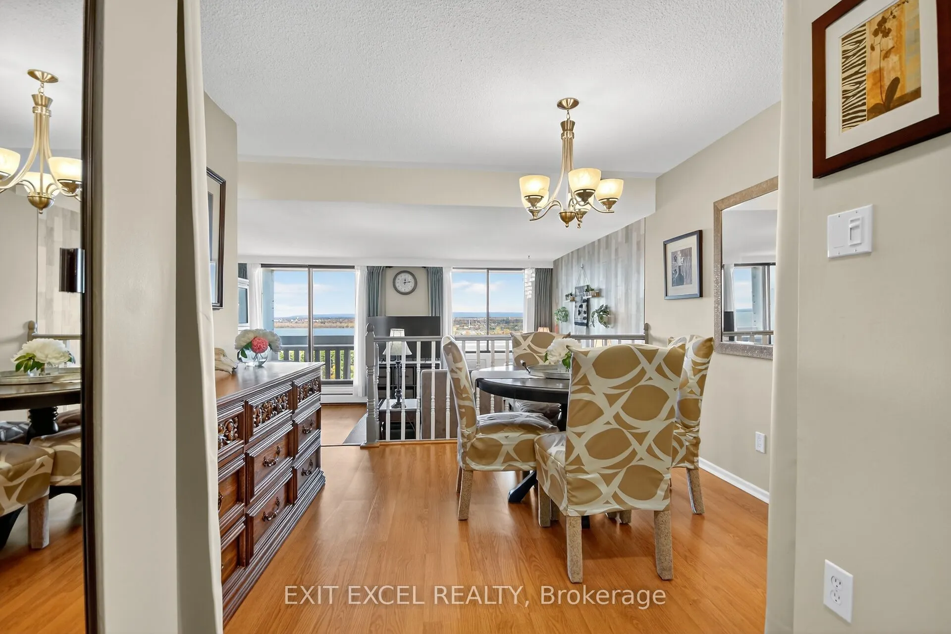 415 Greenview Avenue, #1503