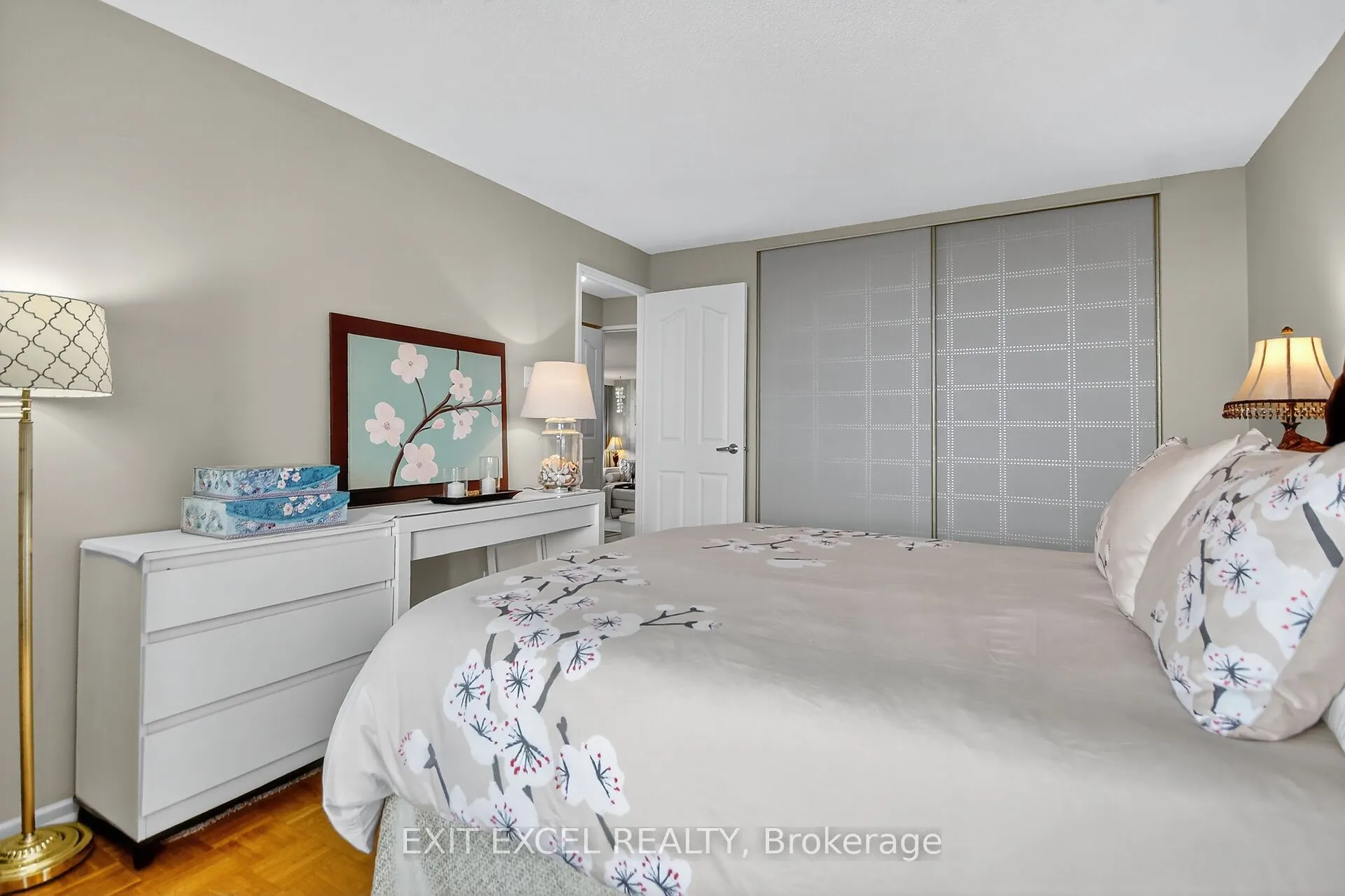 415 Greenview Avenue, #1503