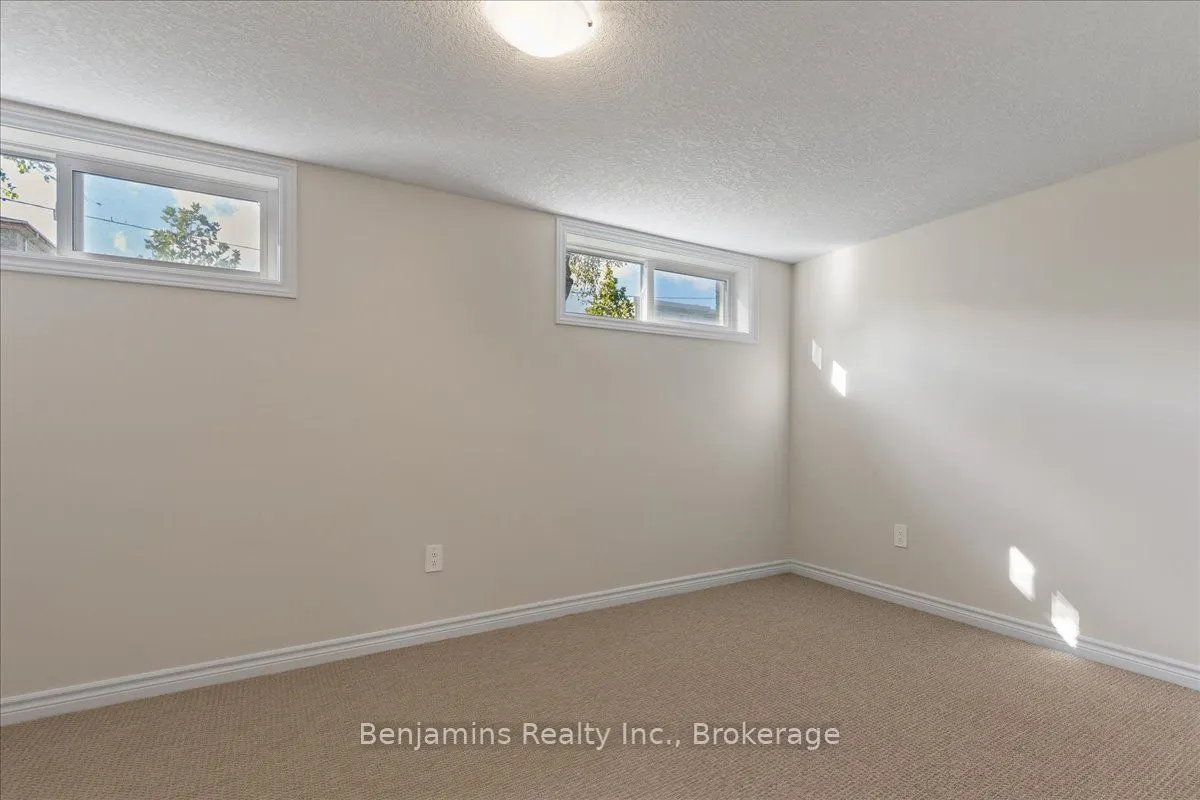 111 2 Avenue