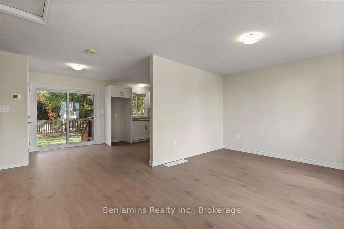 111 2 Avenue