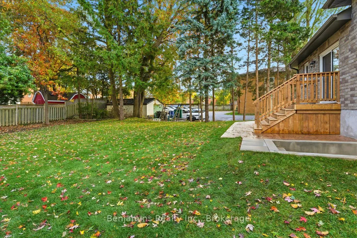 111 2 Avenue
