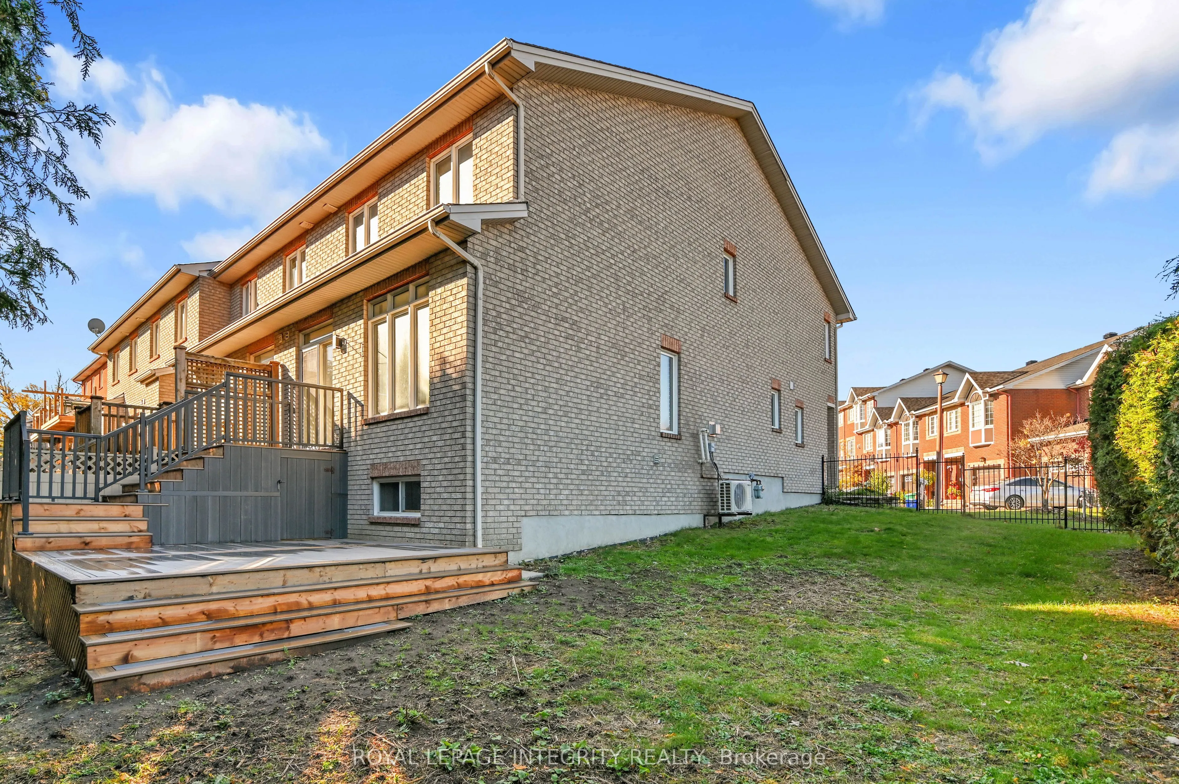 137 Tall Oak Private